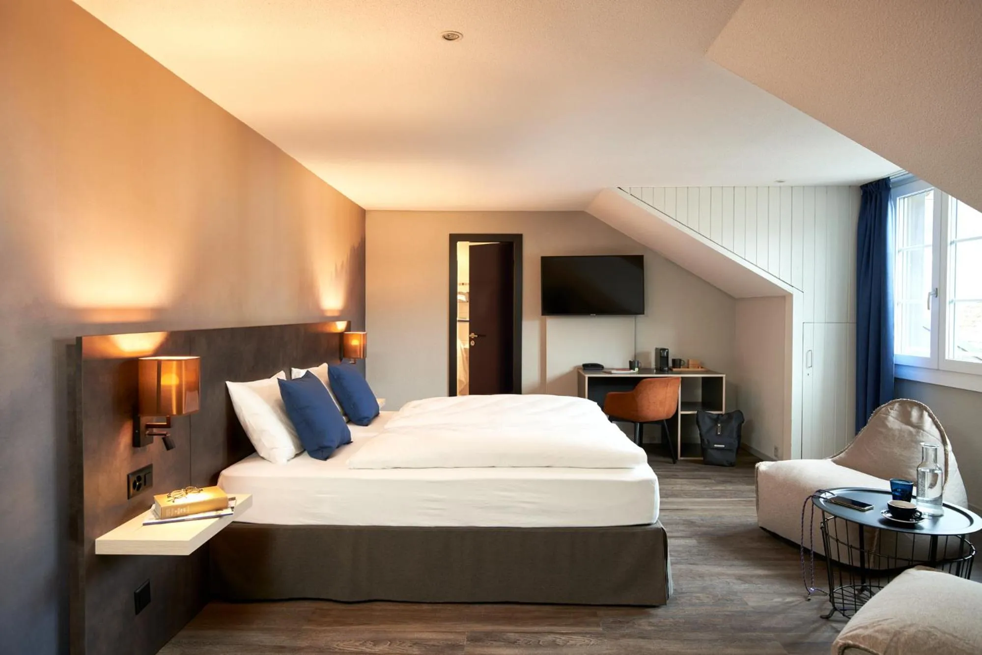 Double Room in The HEY HOTEL