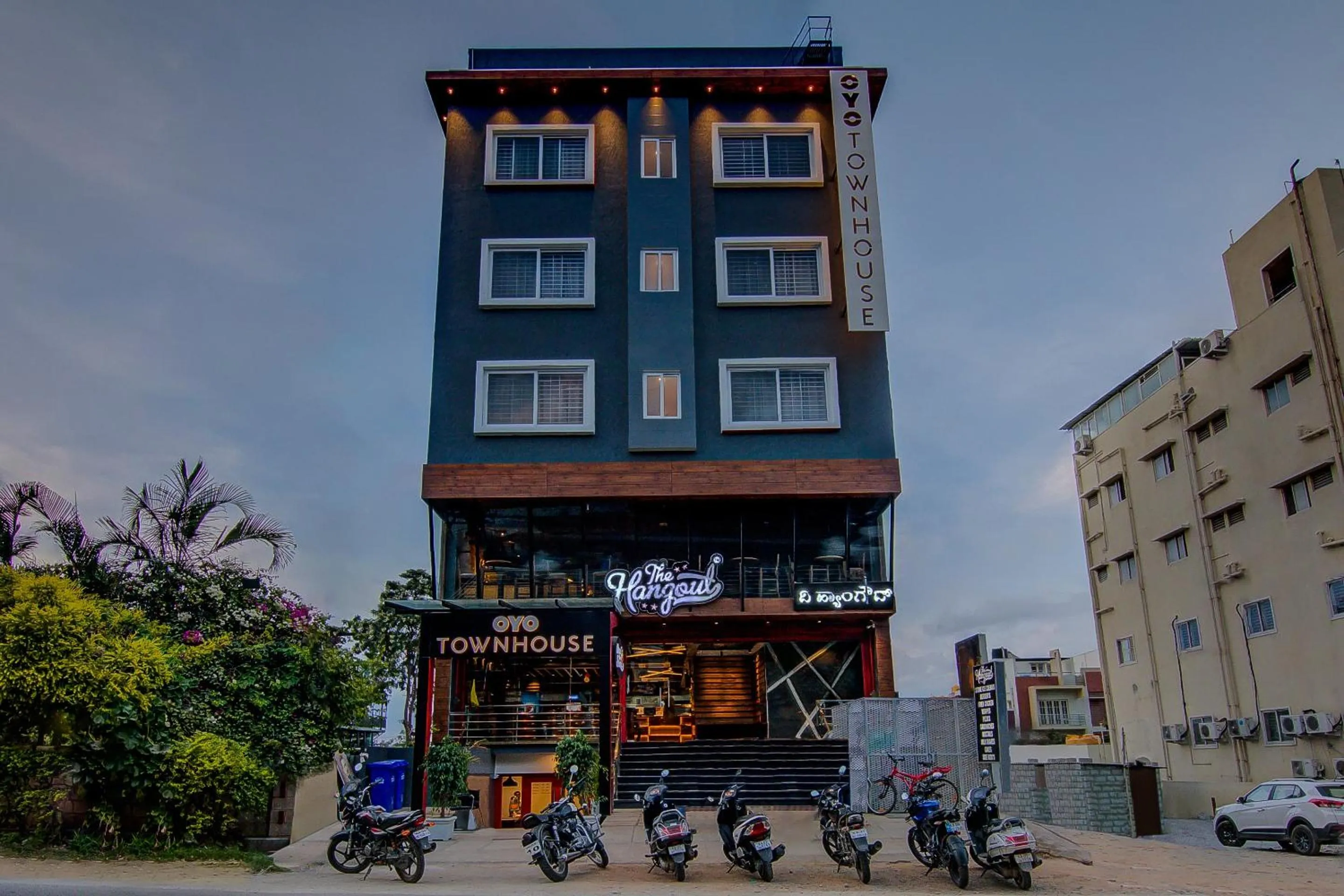 Super Townhouse Global Village Tech Park Near Kengeri Bus Terminal Metro Station