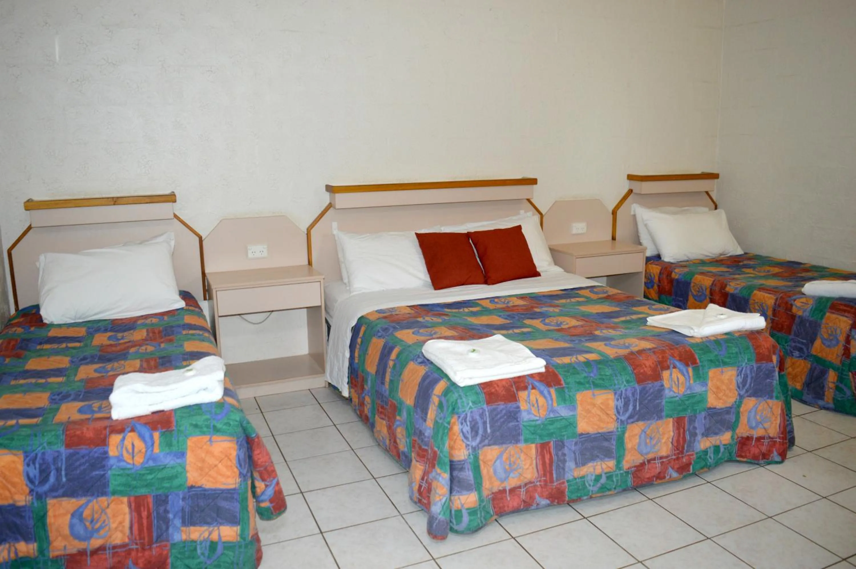 Family Room in Mid City Motor Inn