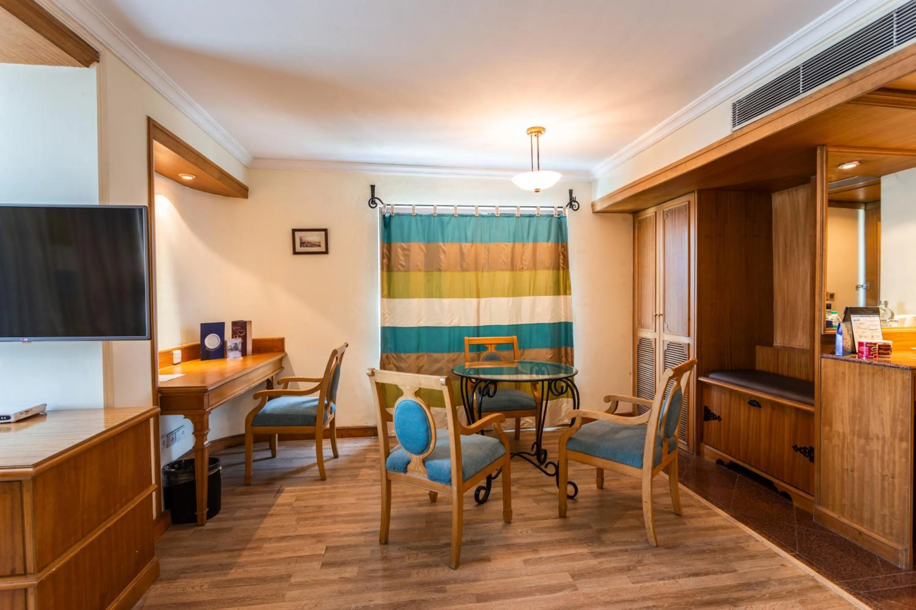 Super Deluxe Double Room - single occupancy in The Maya Hotel