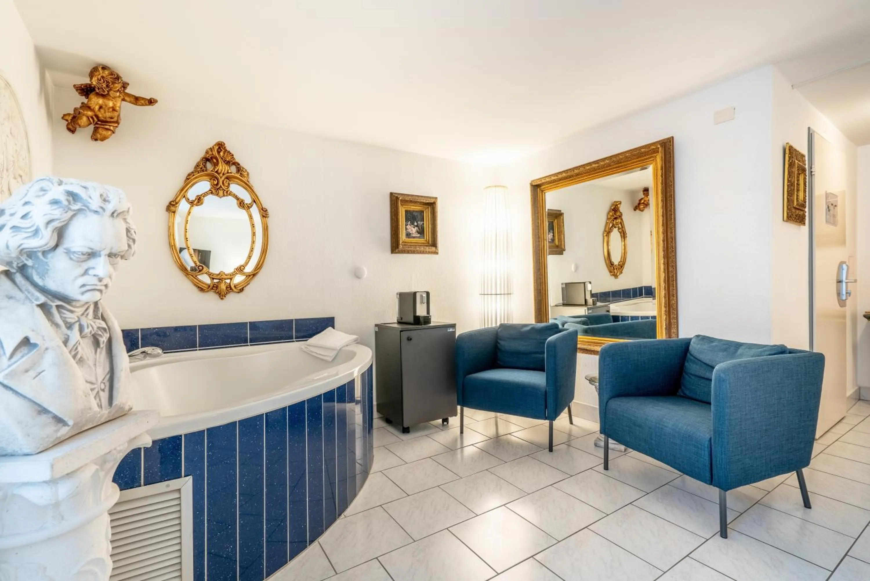 Barock Suite with Whirlpool in Altstadt Hotel Magic Luzern