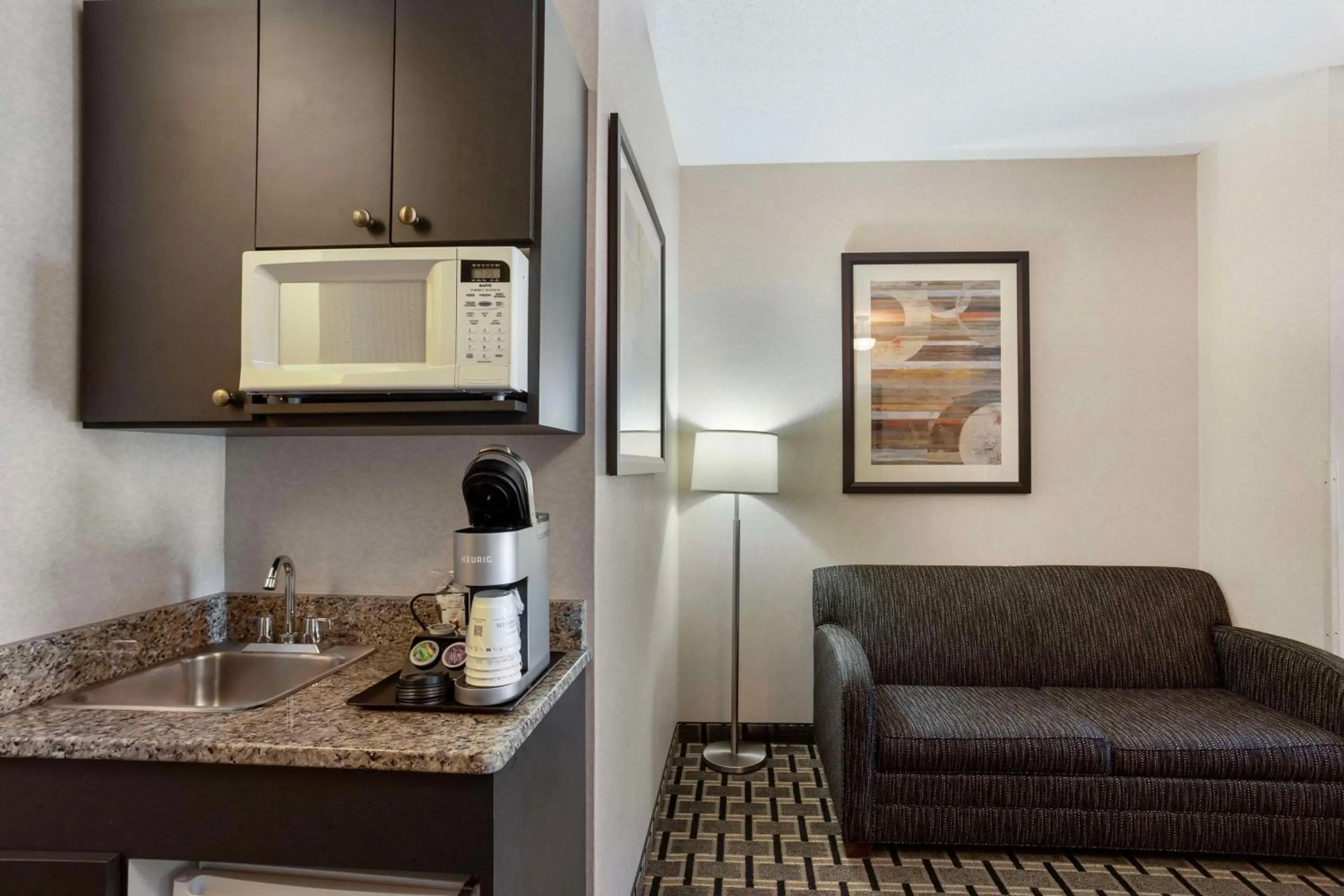 King Suite with Sofa Bed and Bath Tub - Mobility Accessible/Non-Smoking in Best Western Plus Clearfield