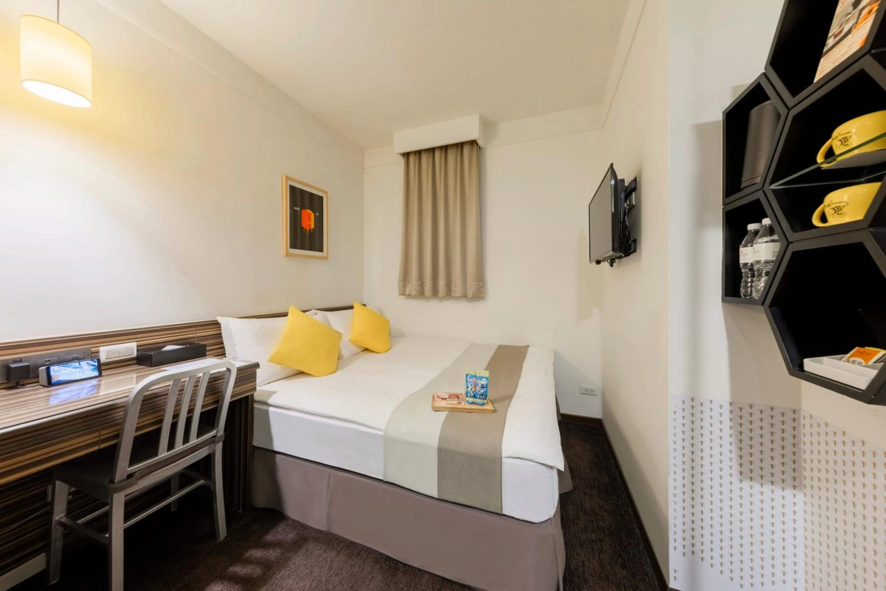 Standard Double Room in Bee House by Cosmos Creation - Taipei Main Station