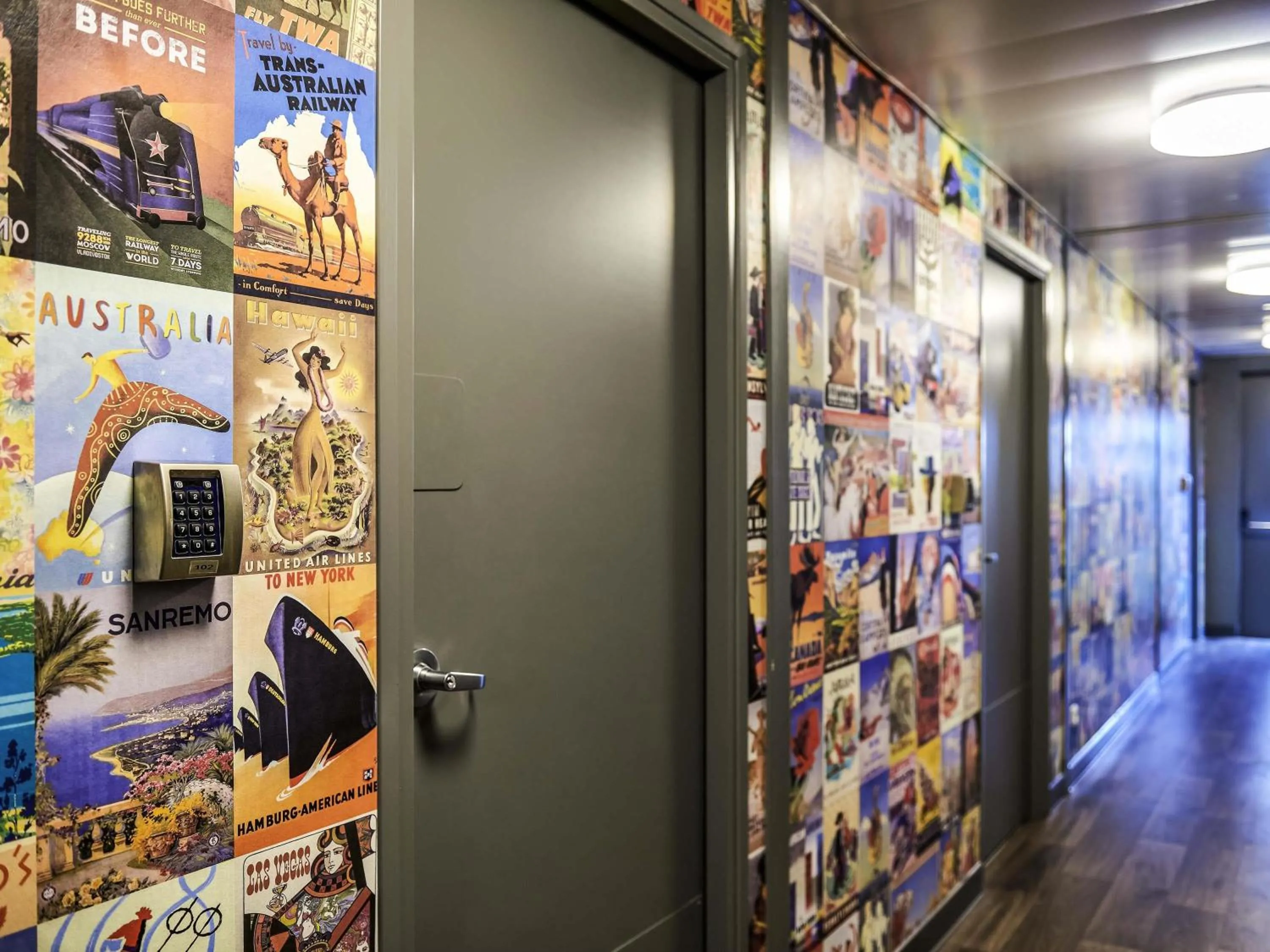 Tandem Room with Shared Bathroom in HotelF1 Marseille Provence