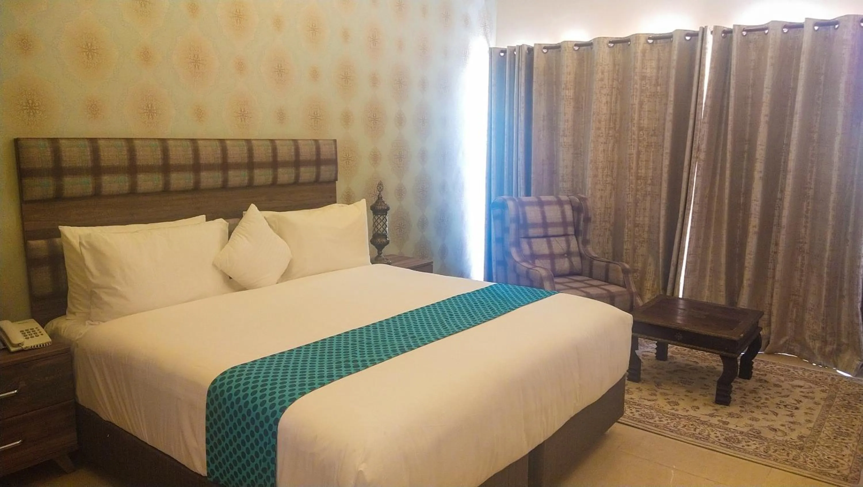 Deluxe King Room with Ocean View in Golden Palm Boutique Zanzibar