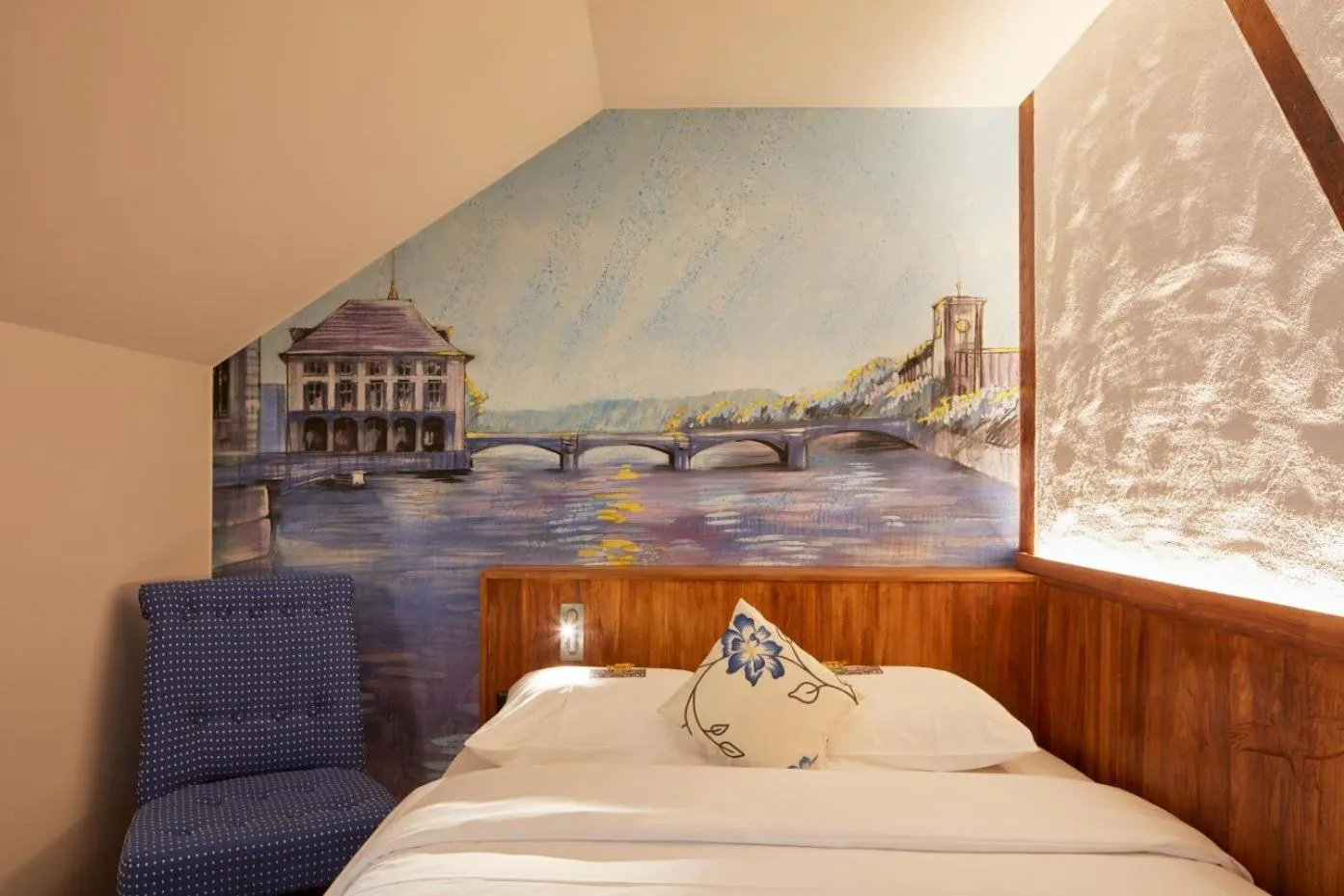 Superior Single Room in Hotel Adler Zürich