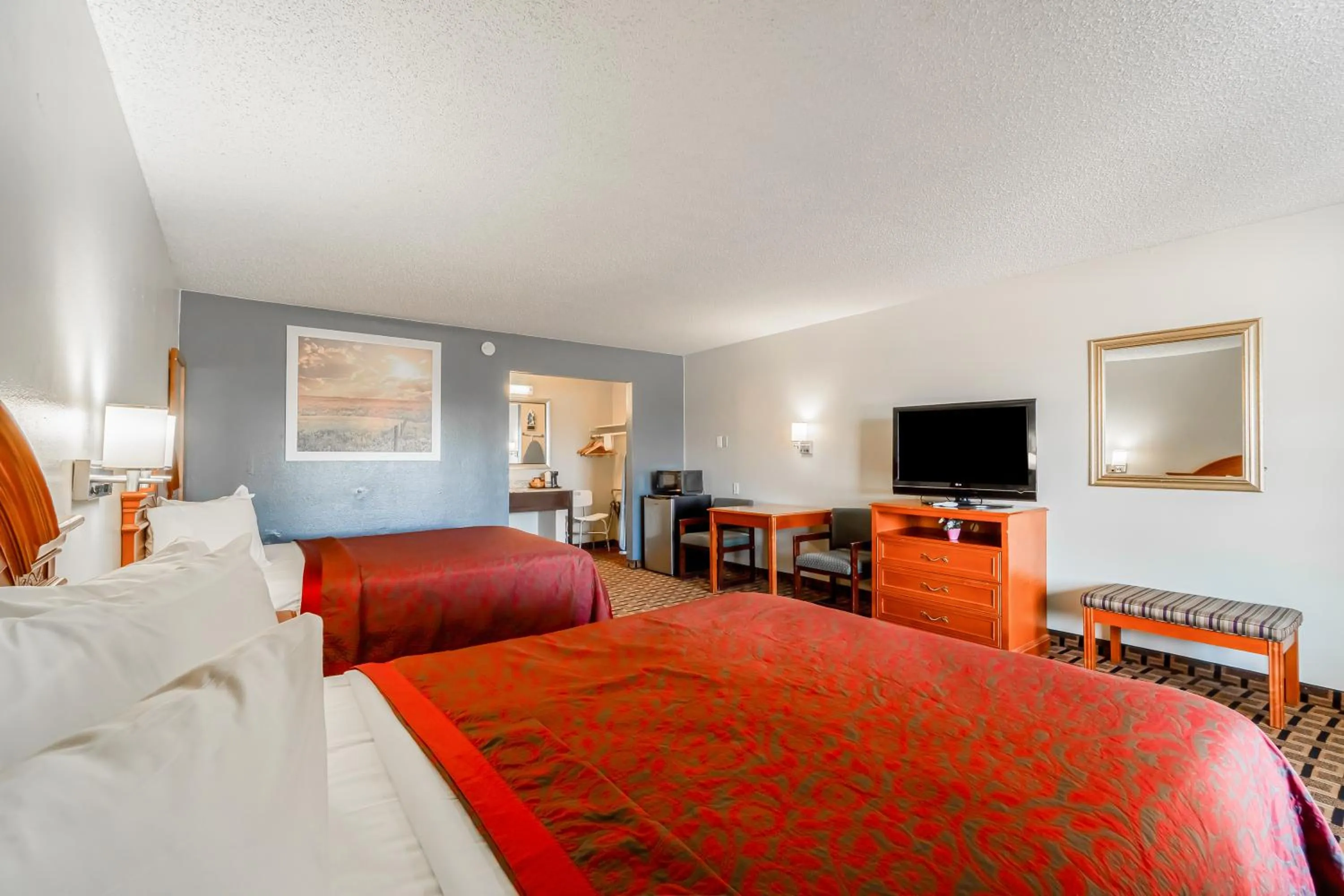 2 Queen Beds Accessible Non-Smoking in Lone Star Inn by OYO Vernon Texas Hwy 287