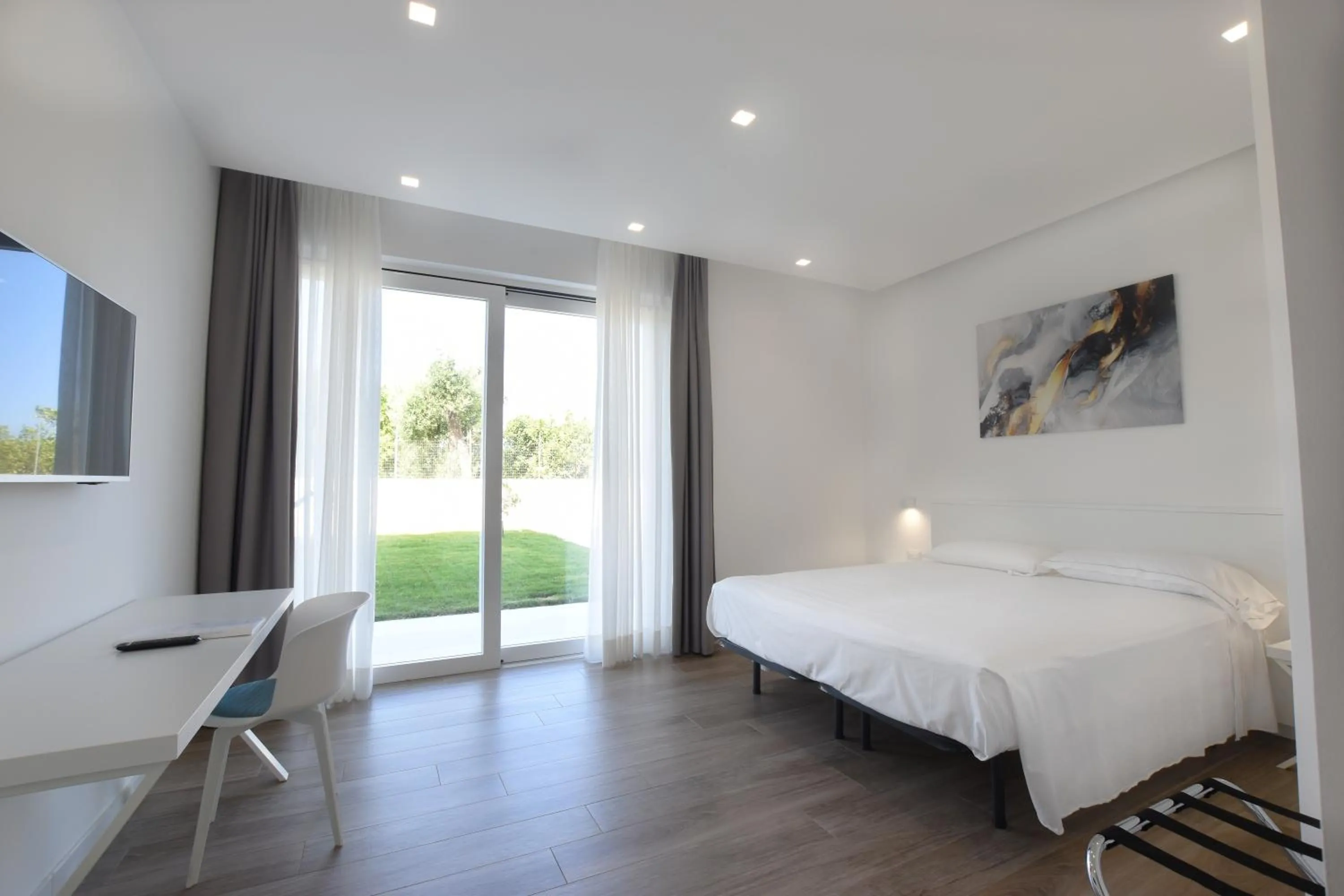 Deluxe Double or Twin Room with Garden View in Rodi Resort