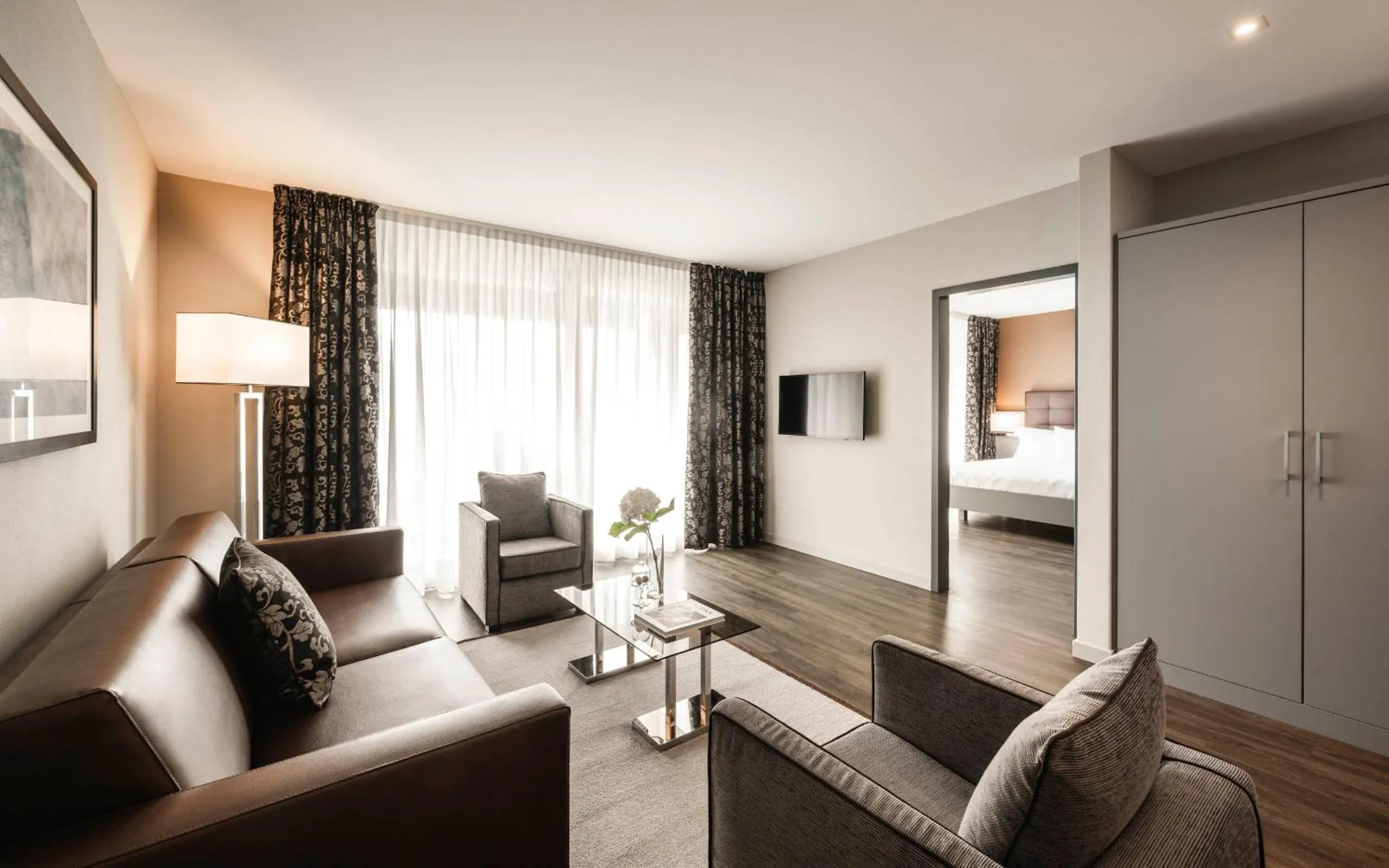 Suite with Balcony and Lake View in Hotel Belvedere Locarno