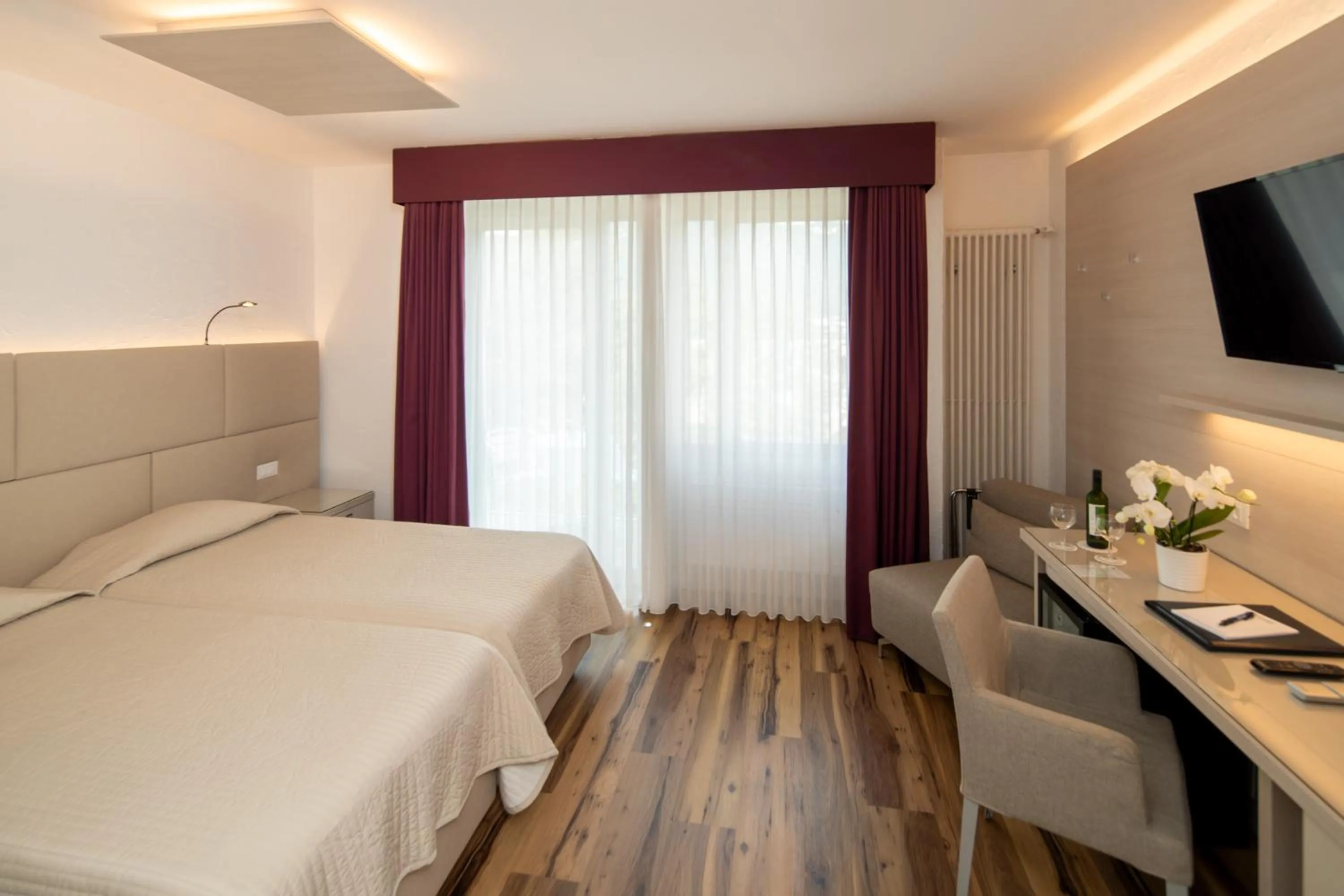 Superior King or Twin Room in Hotel Campione