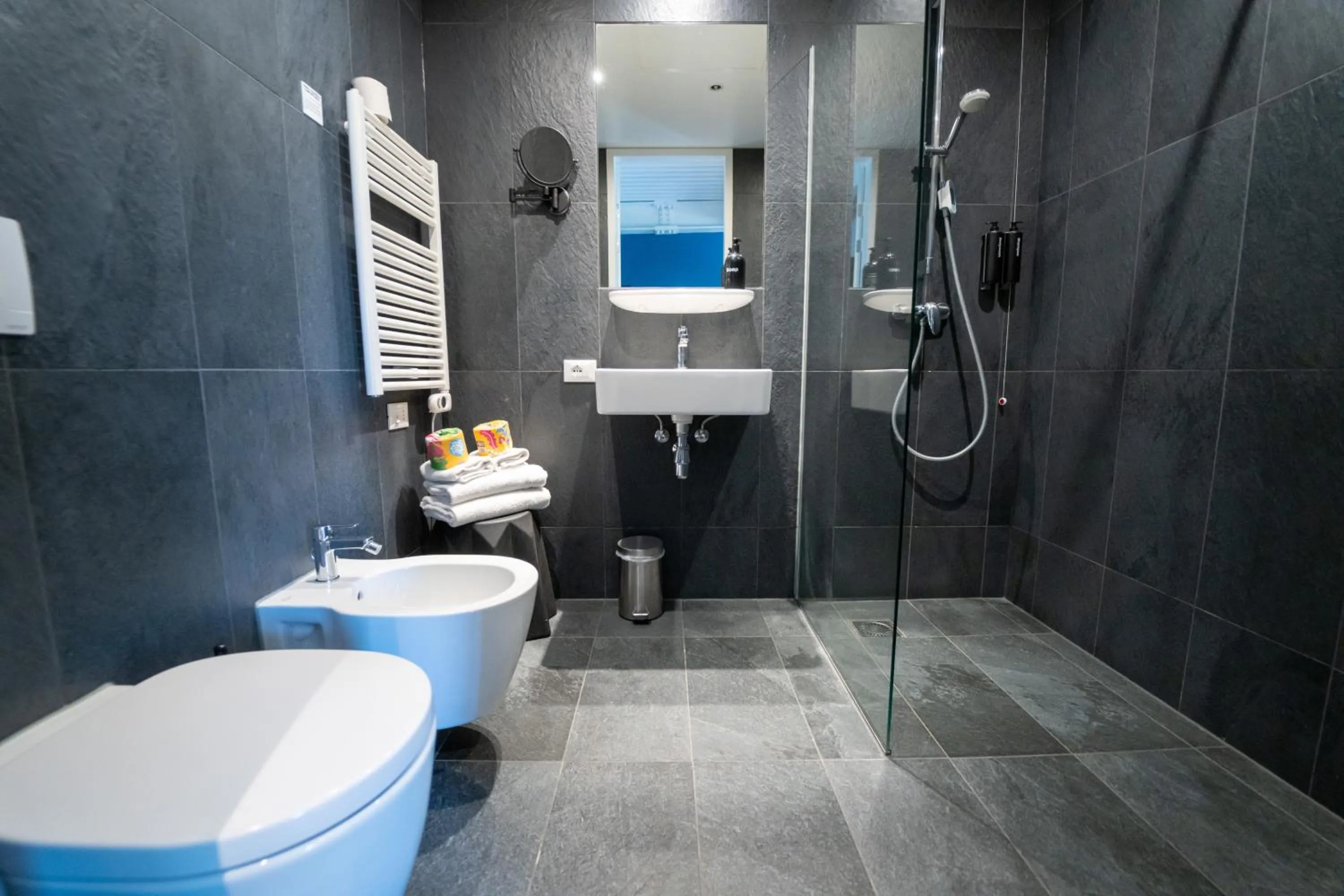 Standard Queen Room in The Social Hub Bologna