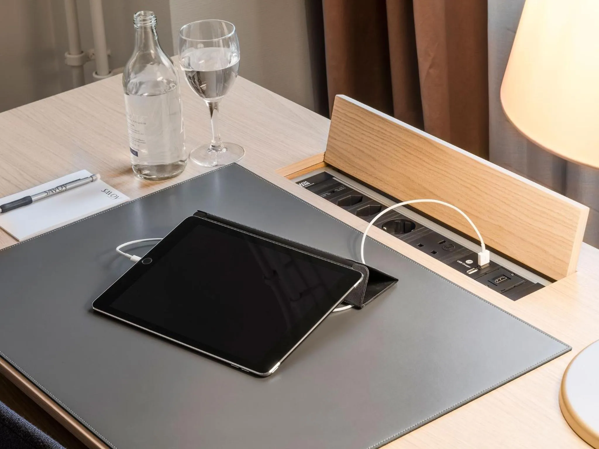 Economy Single Room in Hotel Savoy