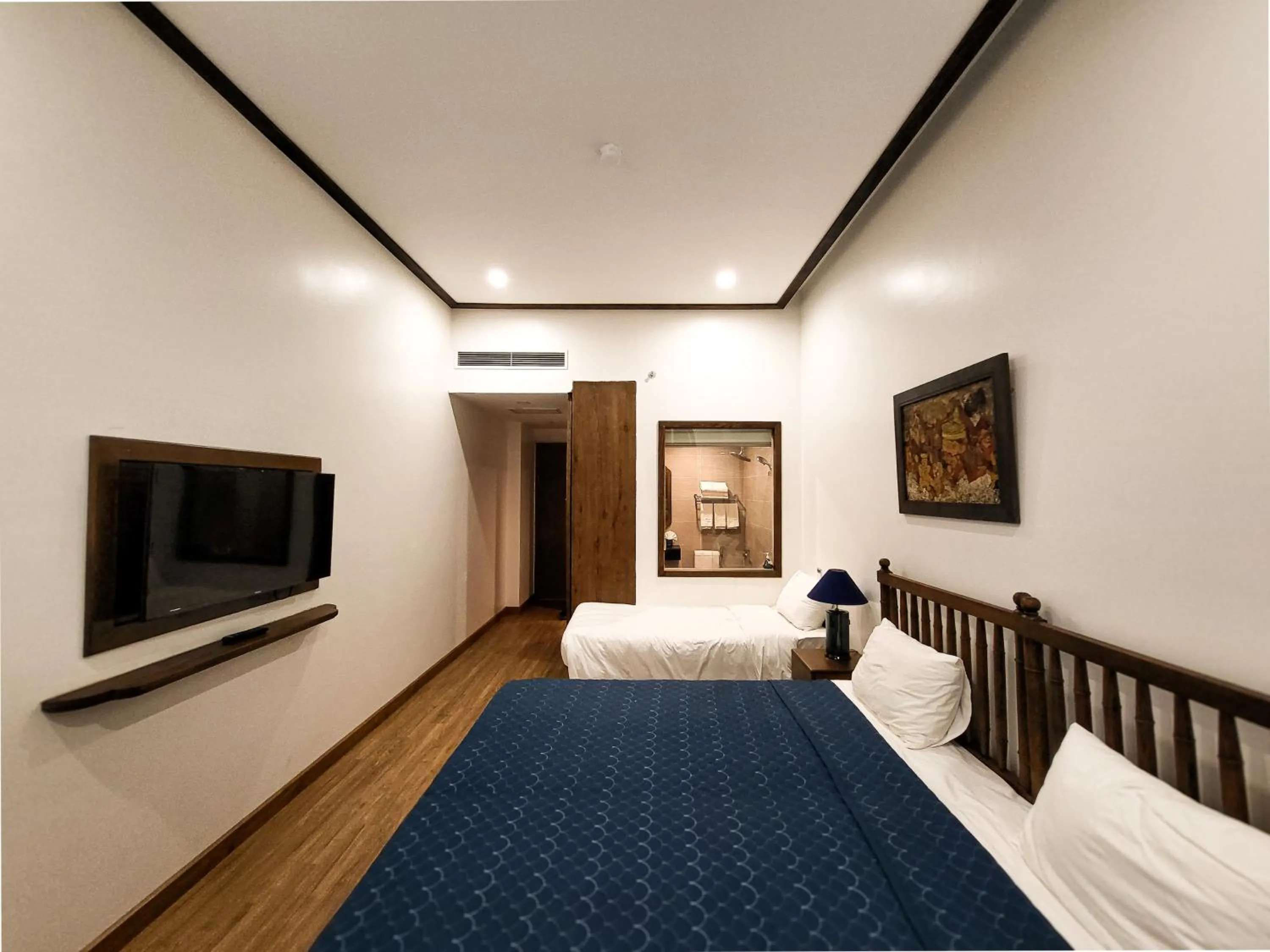 Double Room with Lake View in Lavian Hotel