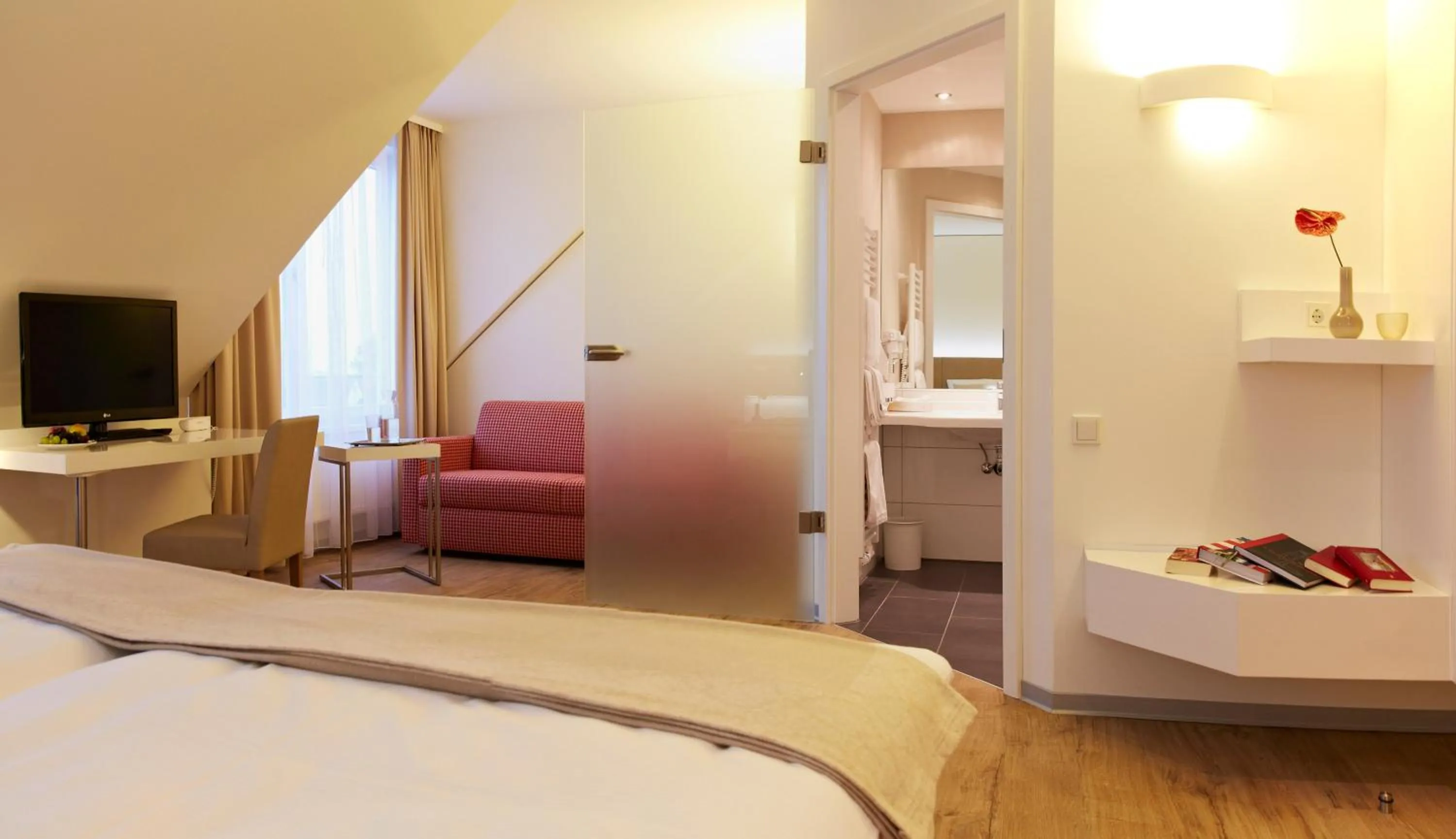 Photo of the whole room, Bed in Landhotel Sonne