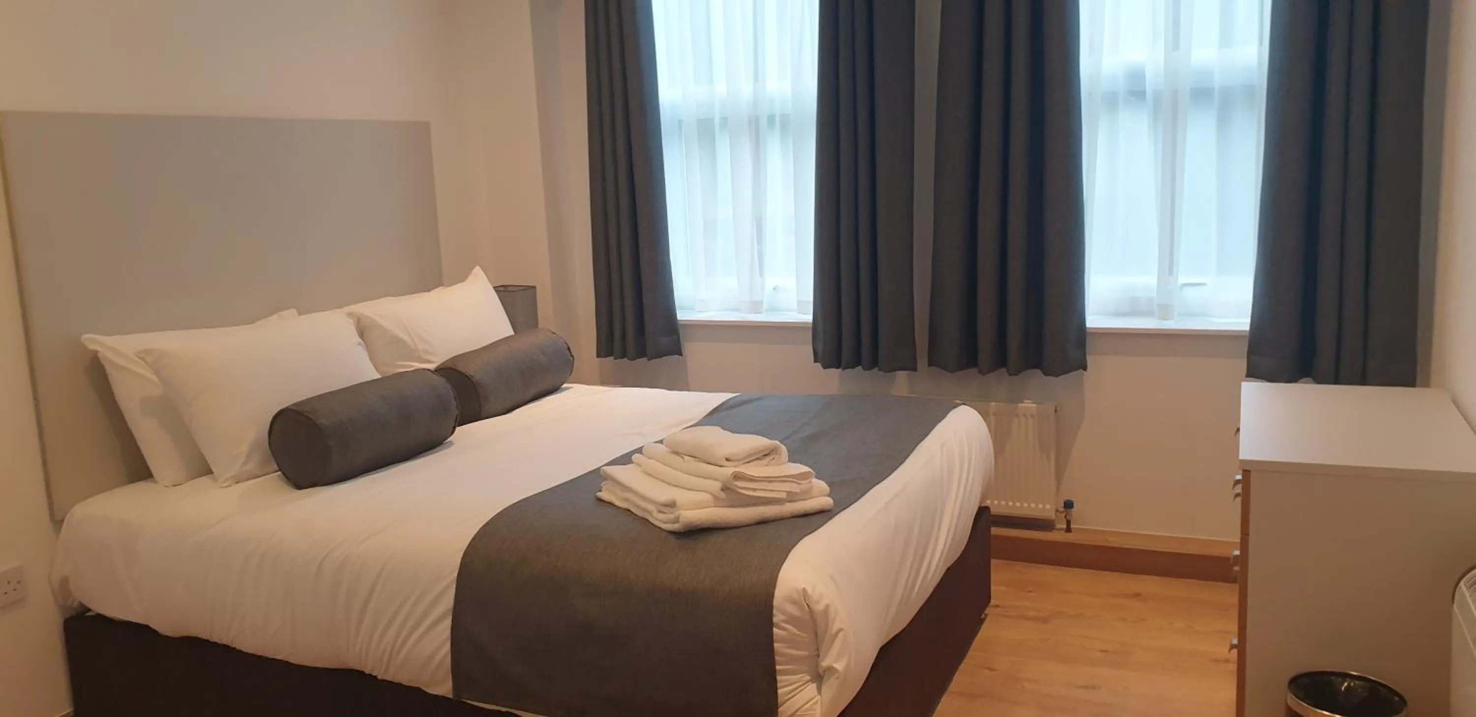 Two-Bedroom Apartment in Wellington Apartments