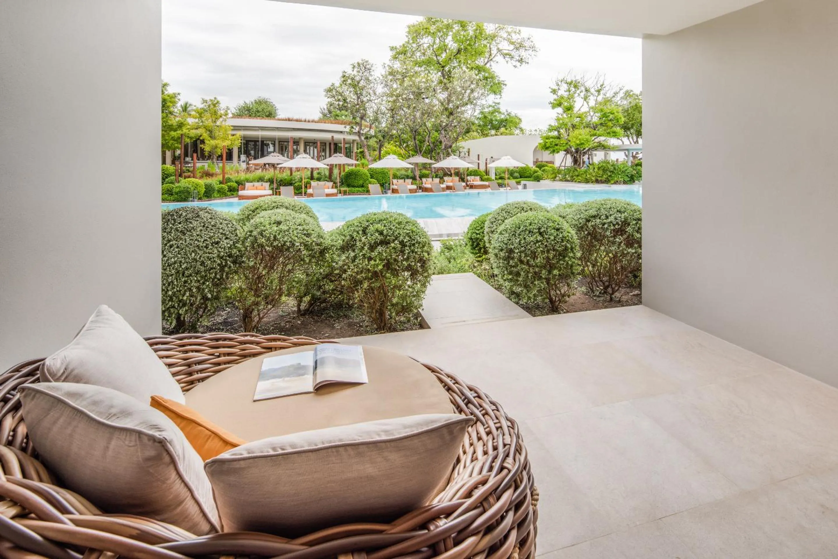 Mini Suite Pool Access Twin in VALA Hua Hin - Nu Chapter Hotels