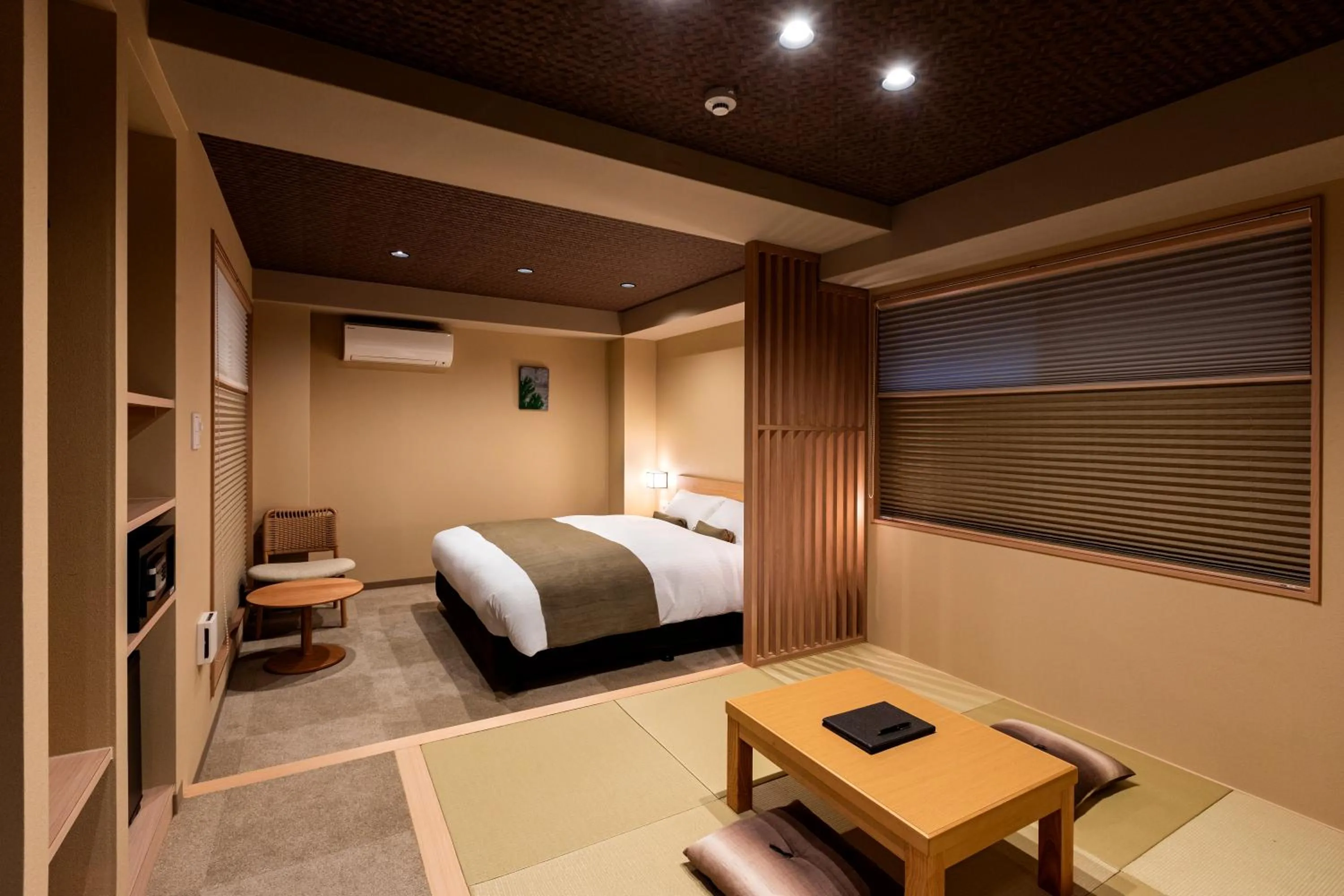 Queen Room A in Rinn Kitagomon