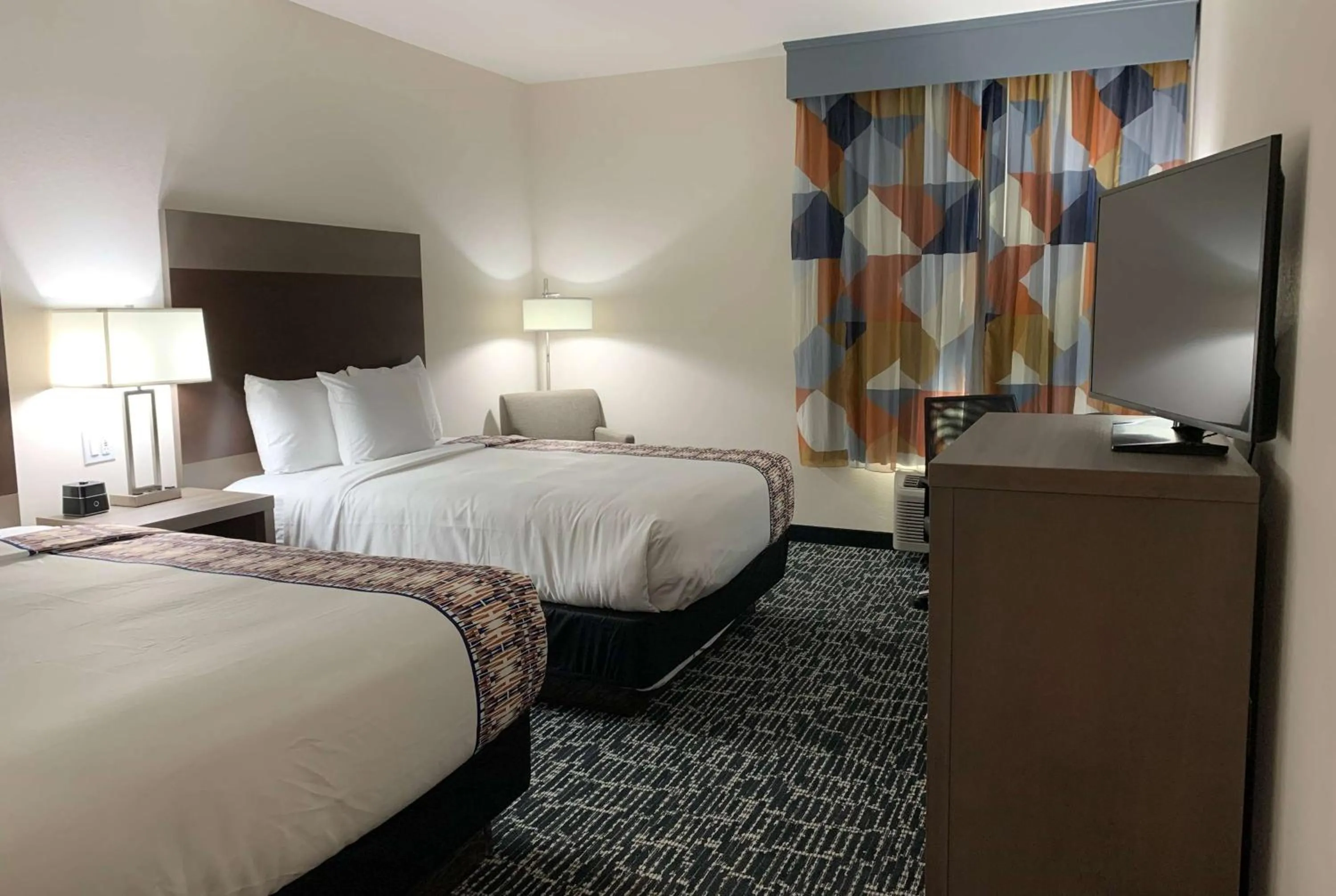 2 Queen Beds, Hearing Accessible Room, Non-Smoking in La Quinta Inn & Suites by Wyndham - Red Oak TX IH-35E