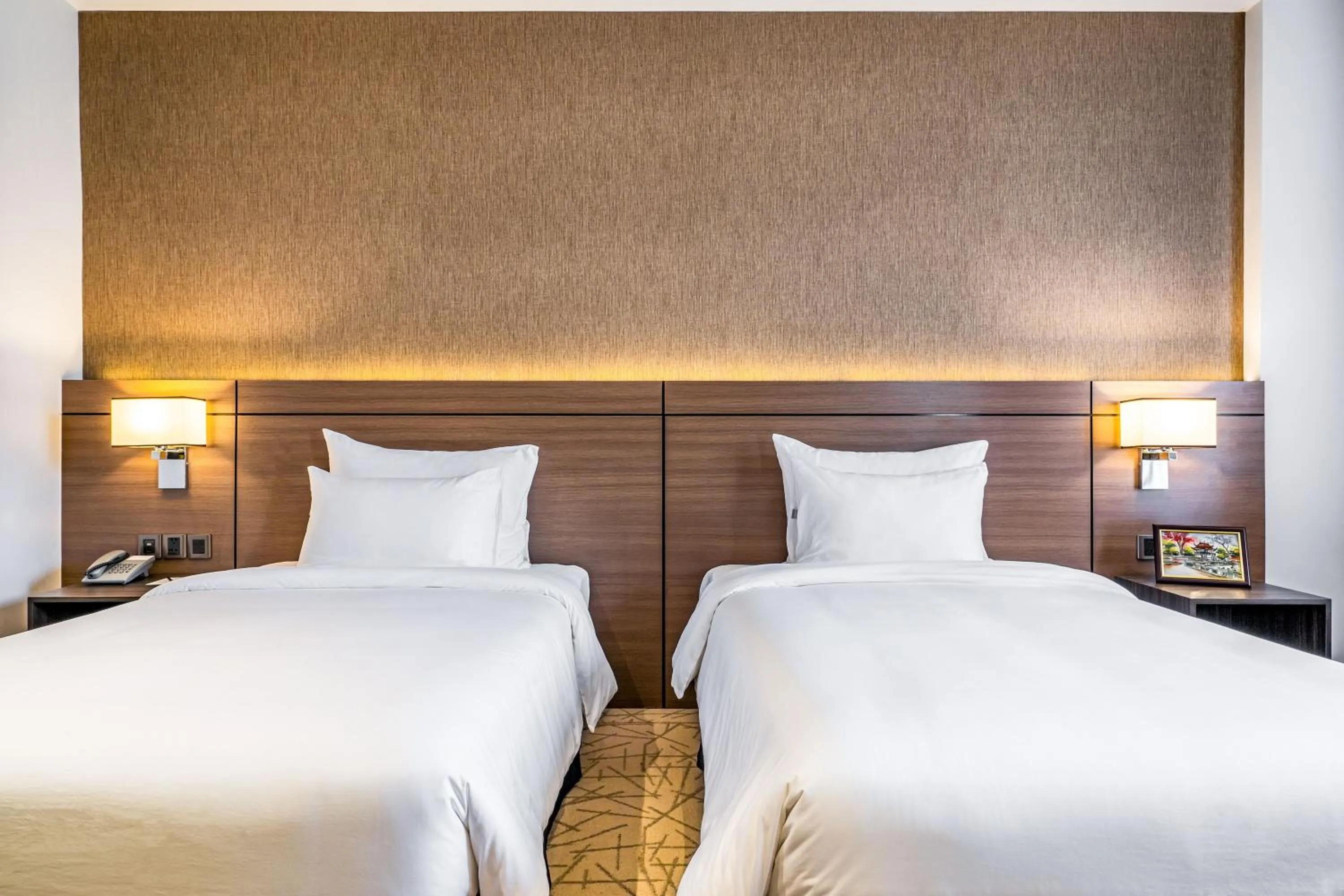 Deluxe Twin Room in The Cap Hotel