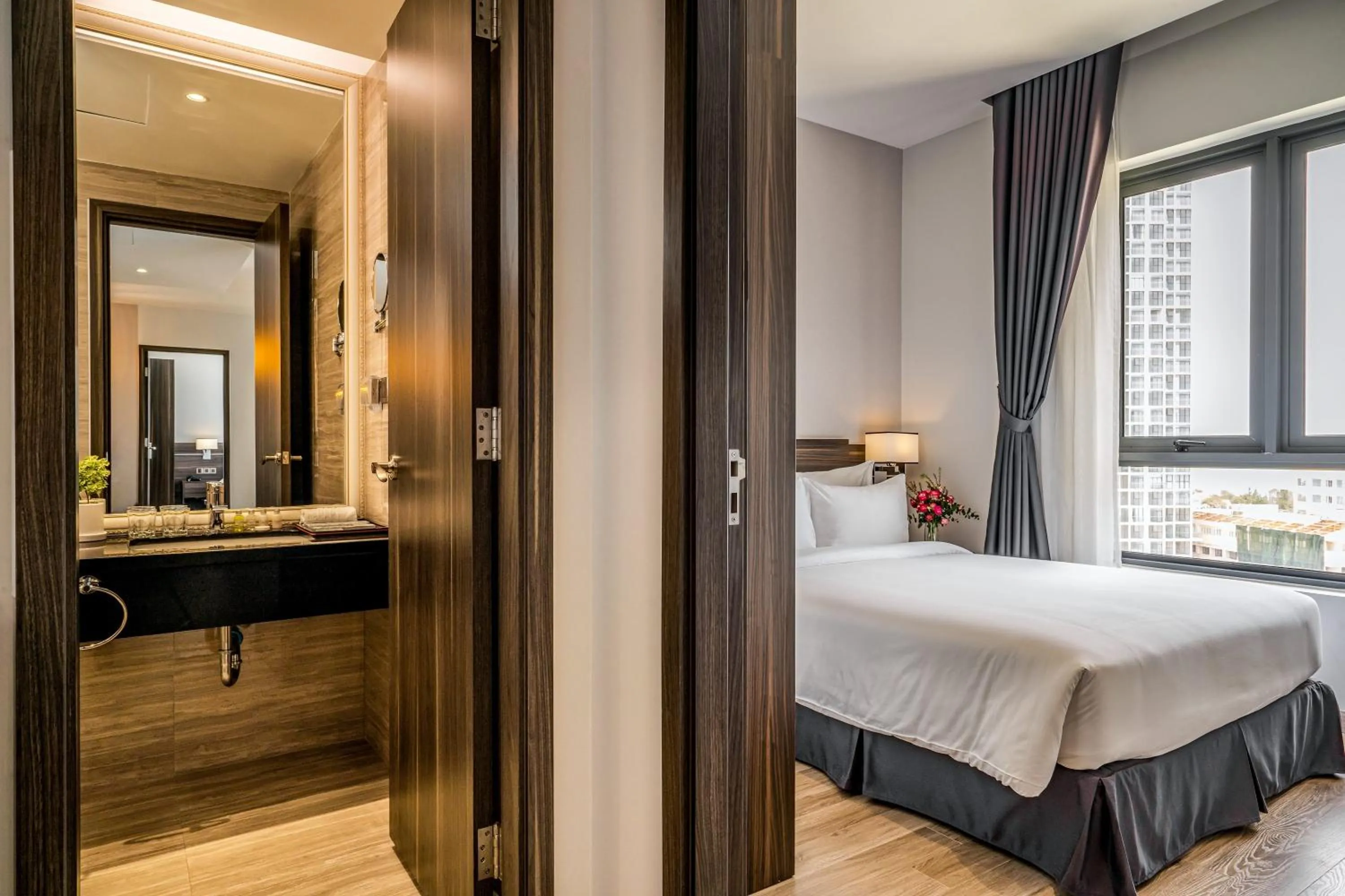 Premier Two-Bedrooms with City View  in The Cap Hotel