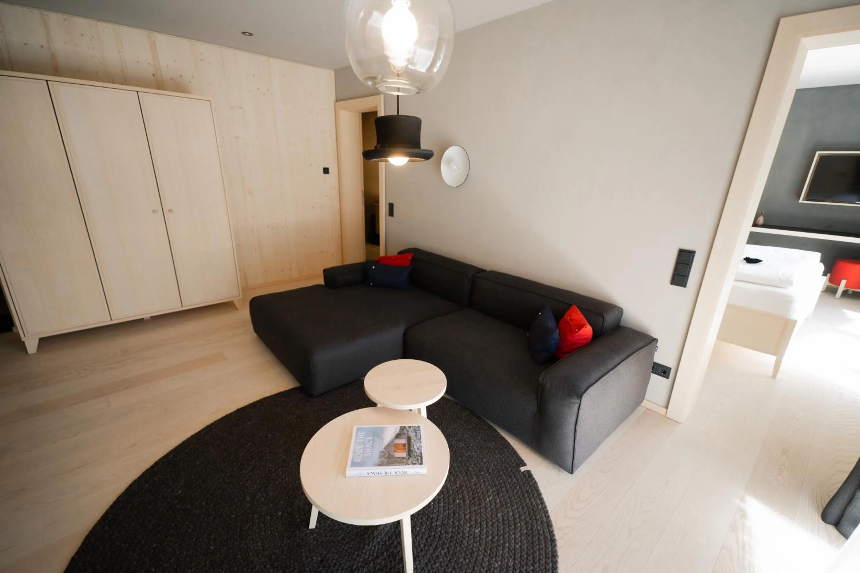 Suite with Private Pool "Bruders" - single occupancy in Amrai Suites