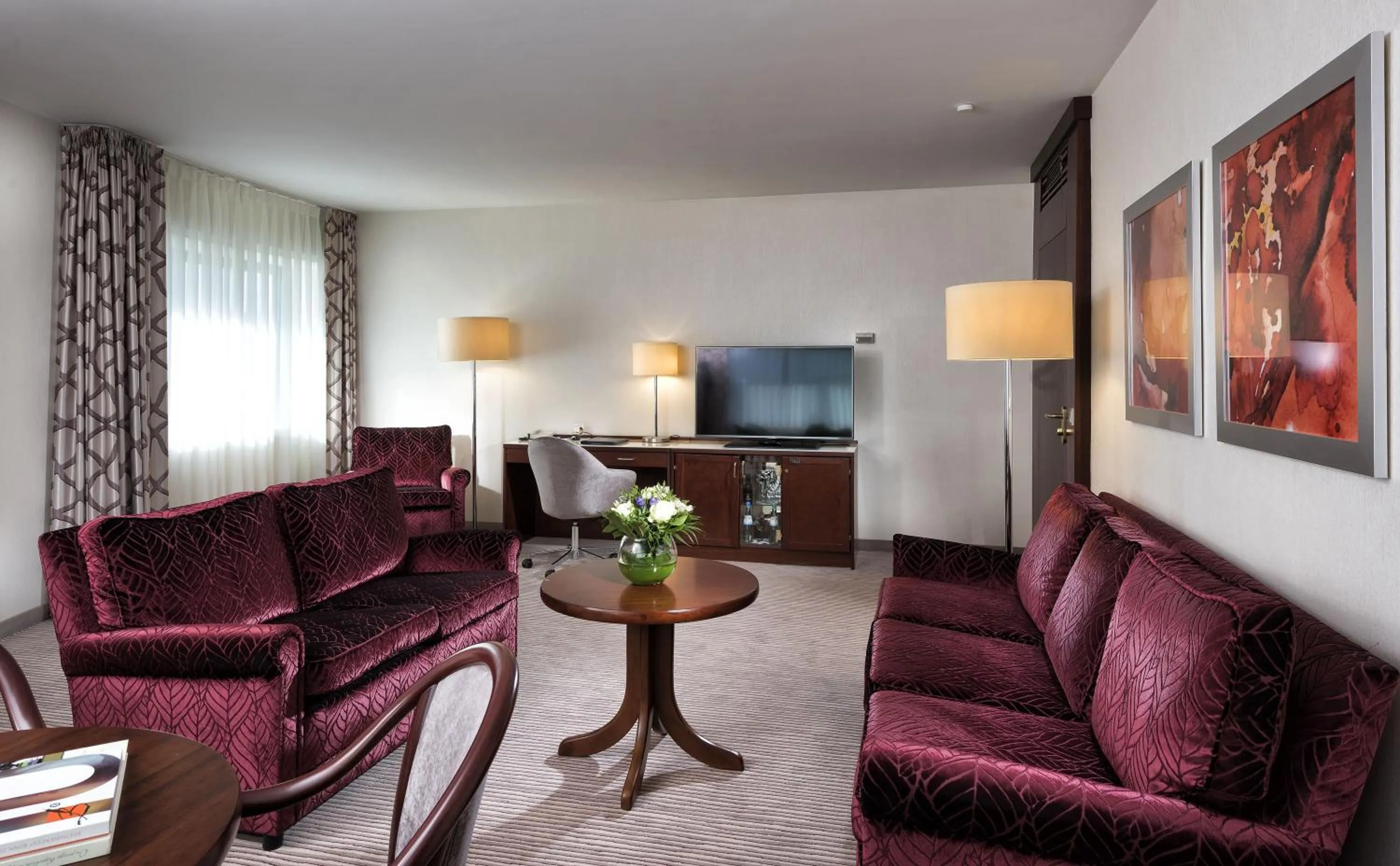 Suite in Maritim Hotel Bonn