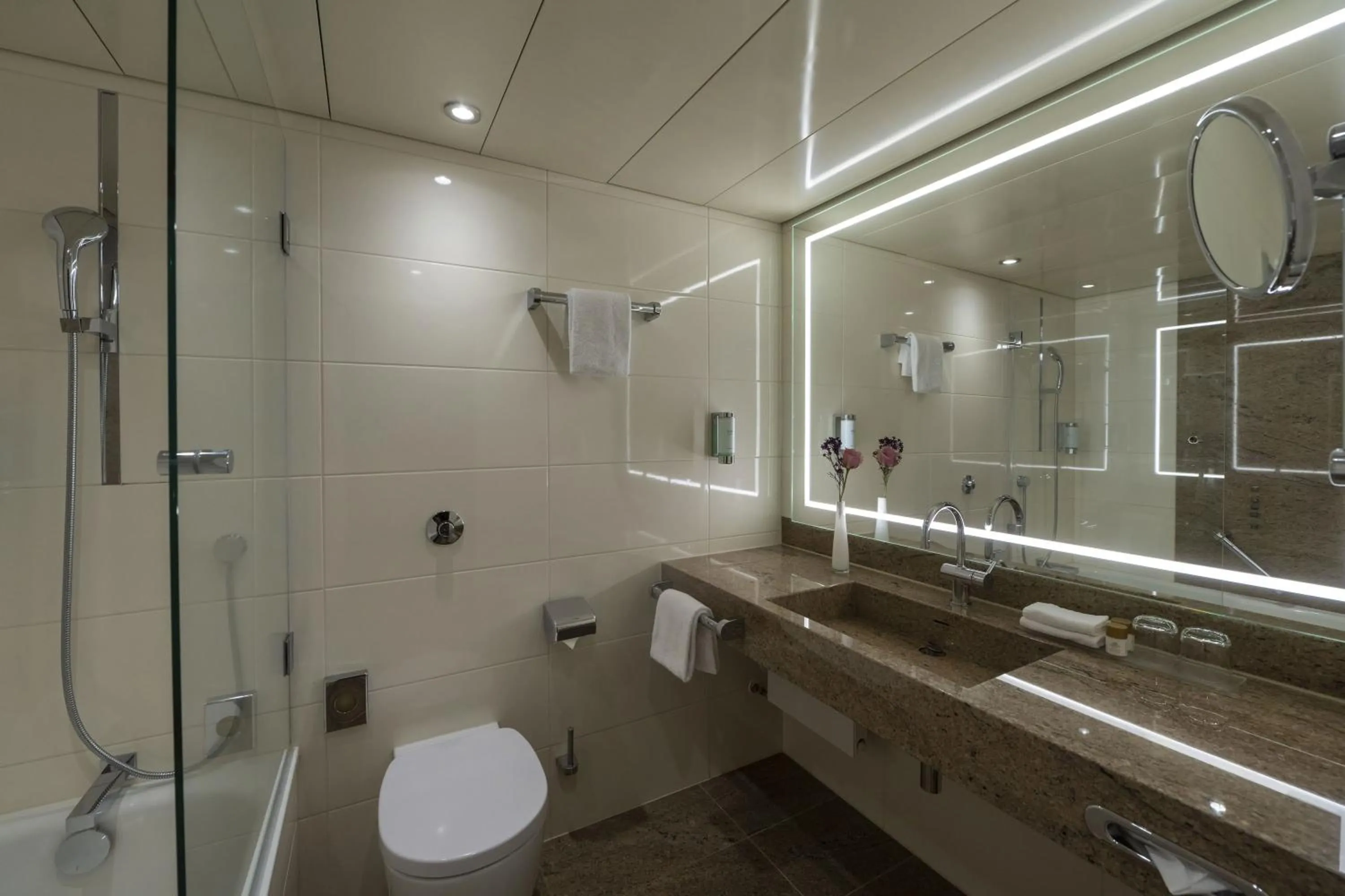 Classic Queen Zimmer in Maritim Hotel Bremen