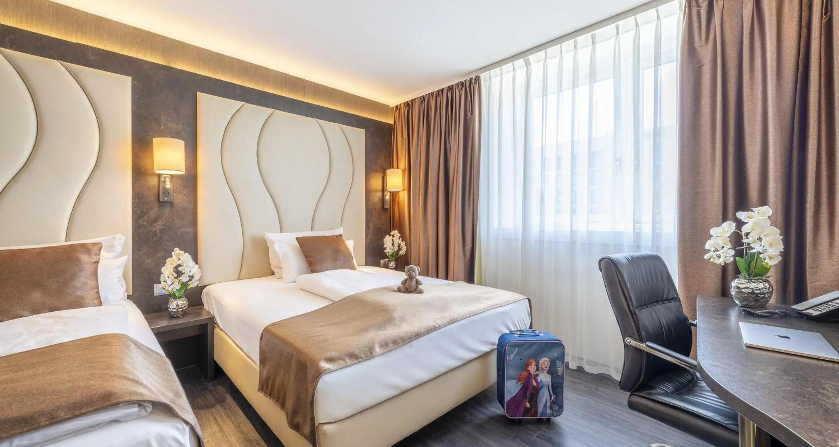 Comfort Queen Room with Two Queen beds - single occupancy in Best Western Plus Plaza Hotel Darmstadt