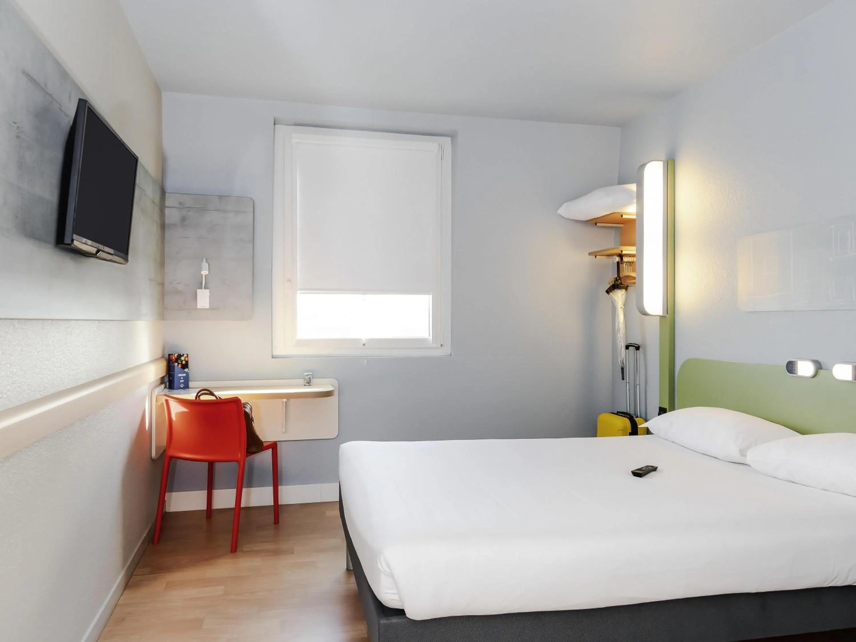 Standard Double Room in ibis budget Paris Porte de Vanves