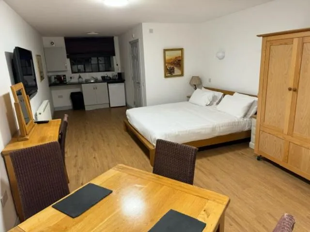 Double Room - Disability Access in The Radnorshire Arms Hotel