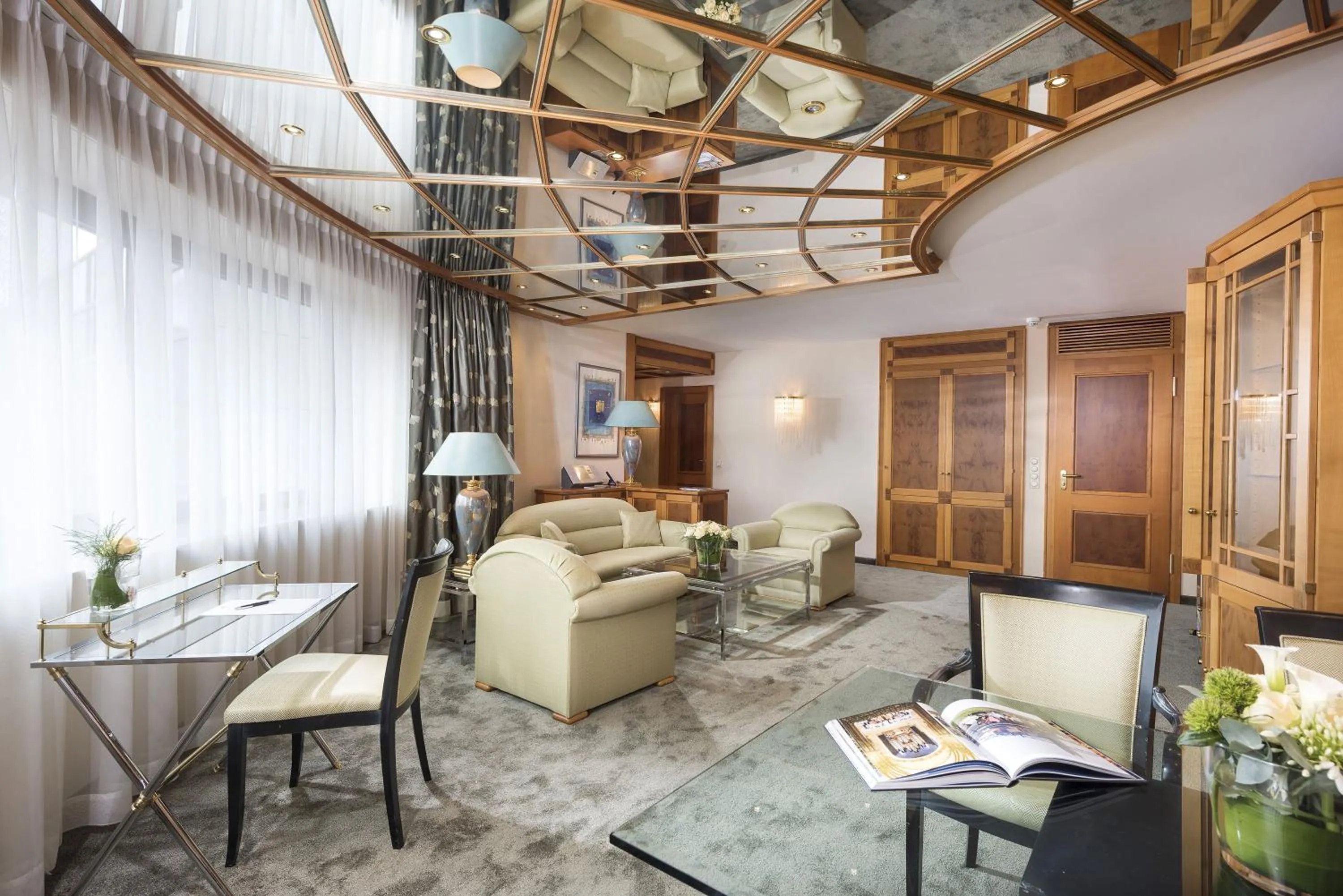 Deluxe Double Room in Maritim Hotel Magdeburg