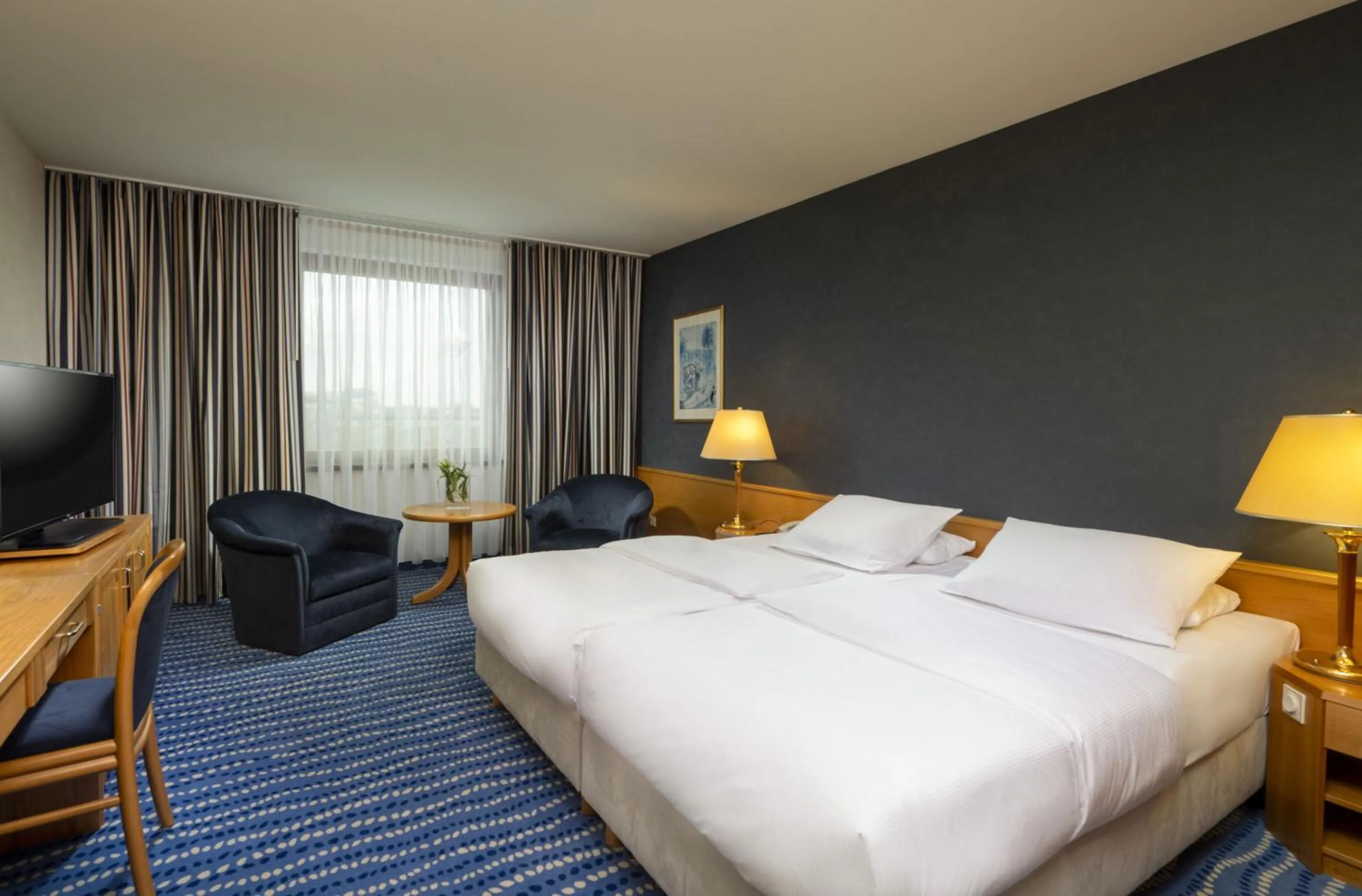 Comfort Double Room in Maritim Hotel Magdeburg