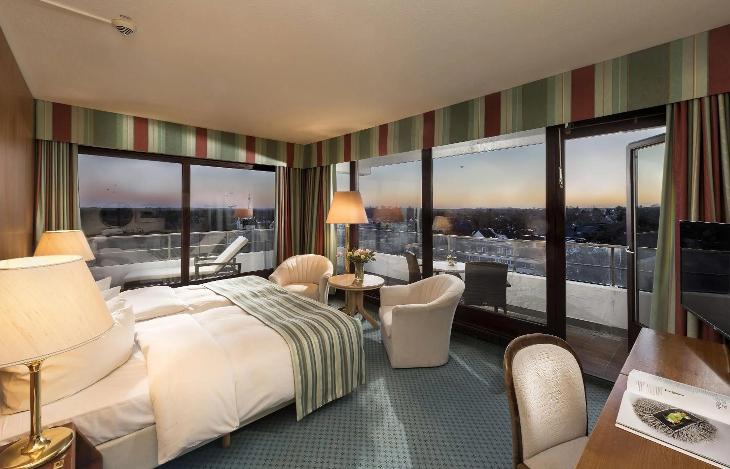 Superior Plus Corner room with park view - single occupancy in Maritim Seehotel Timmendorfer Strand