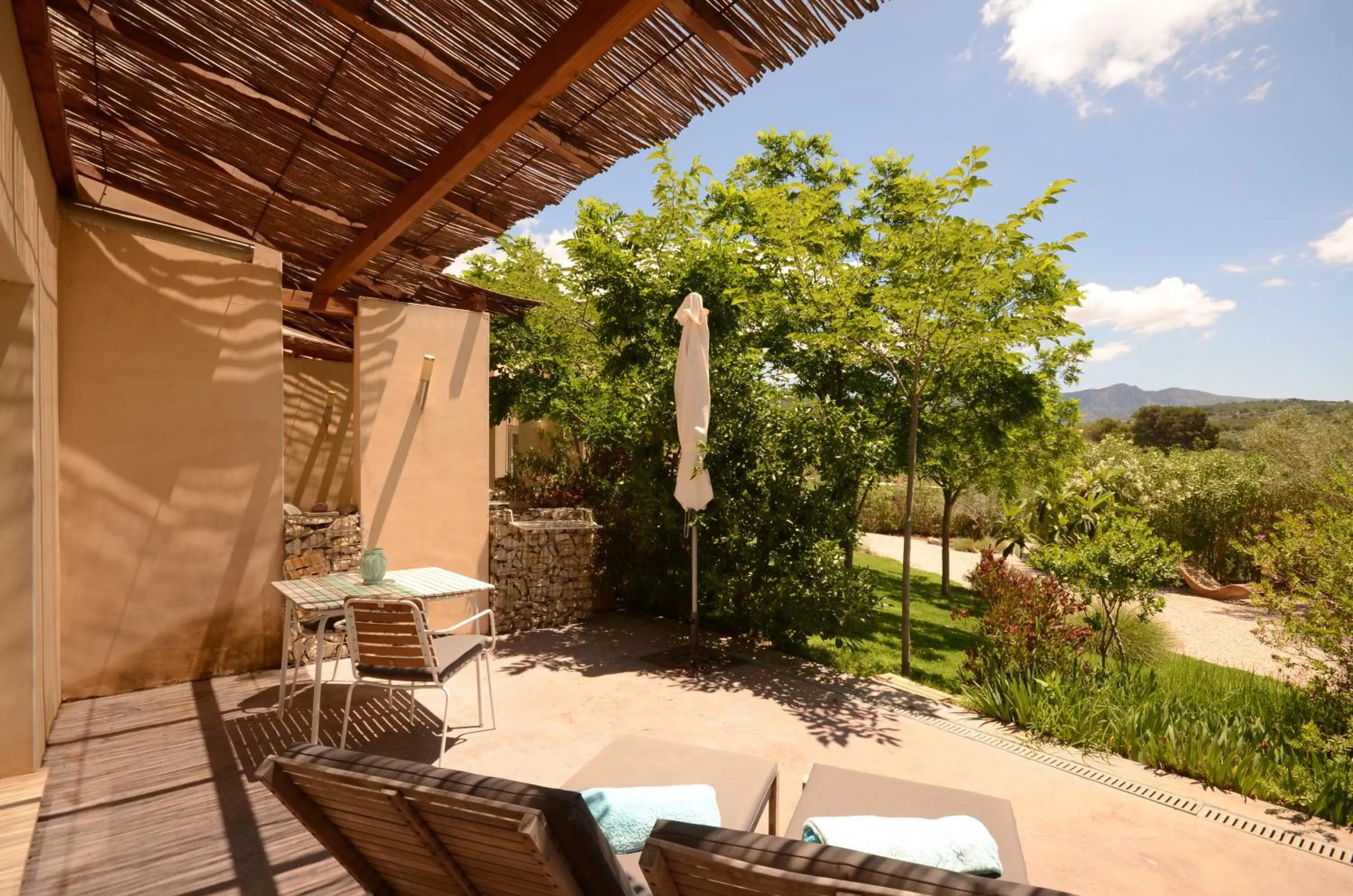 Junior Suite with Garden View in El Pao Spa