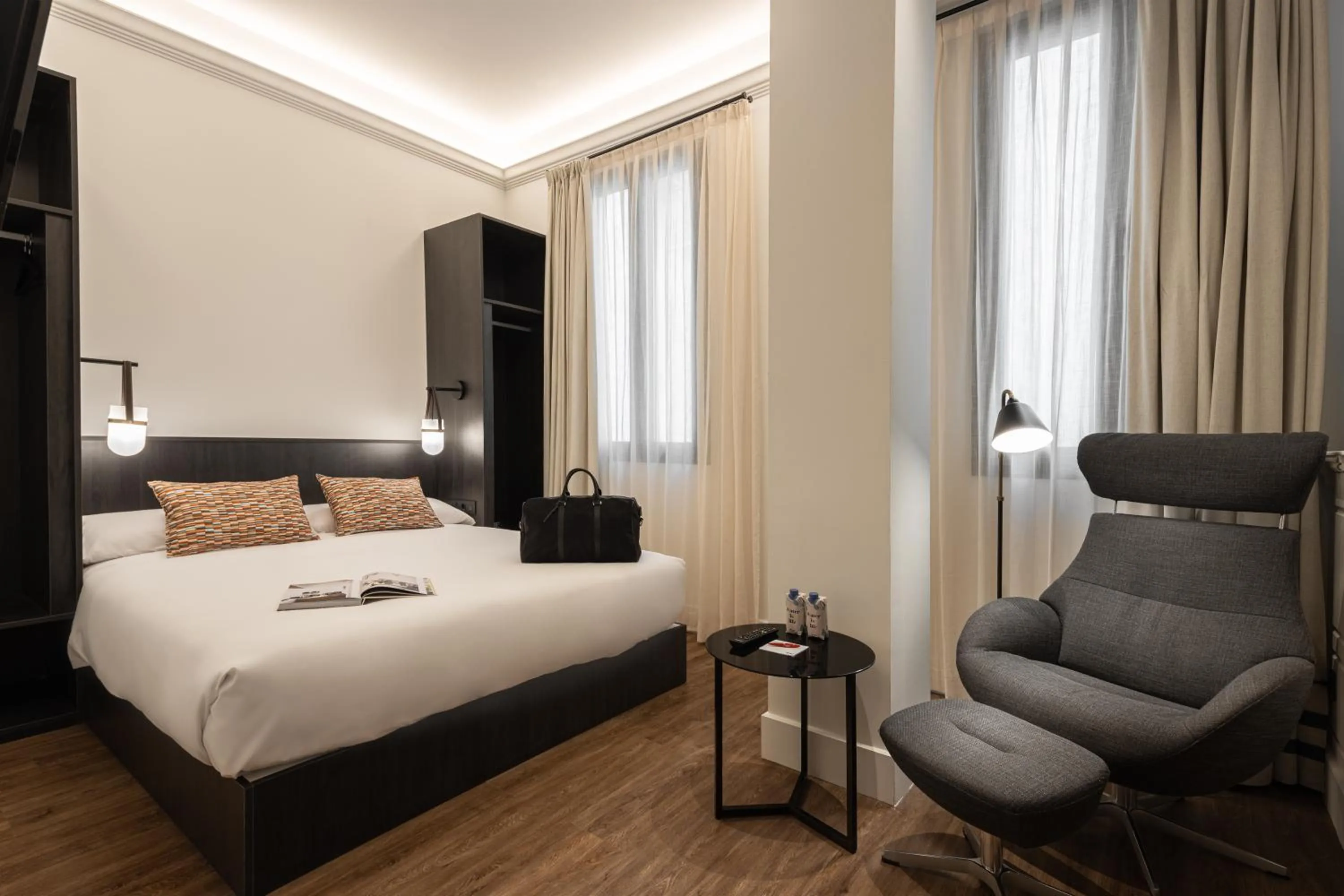 Double Room with Private Bathroom in TOC Hostel Malaga