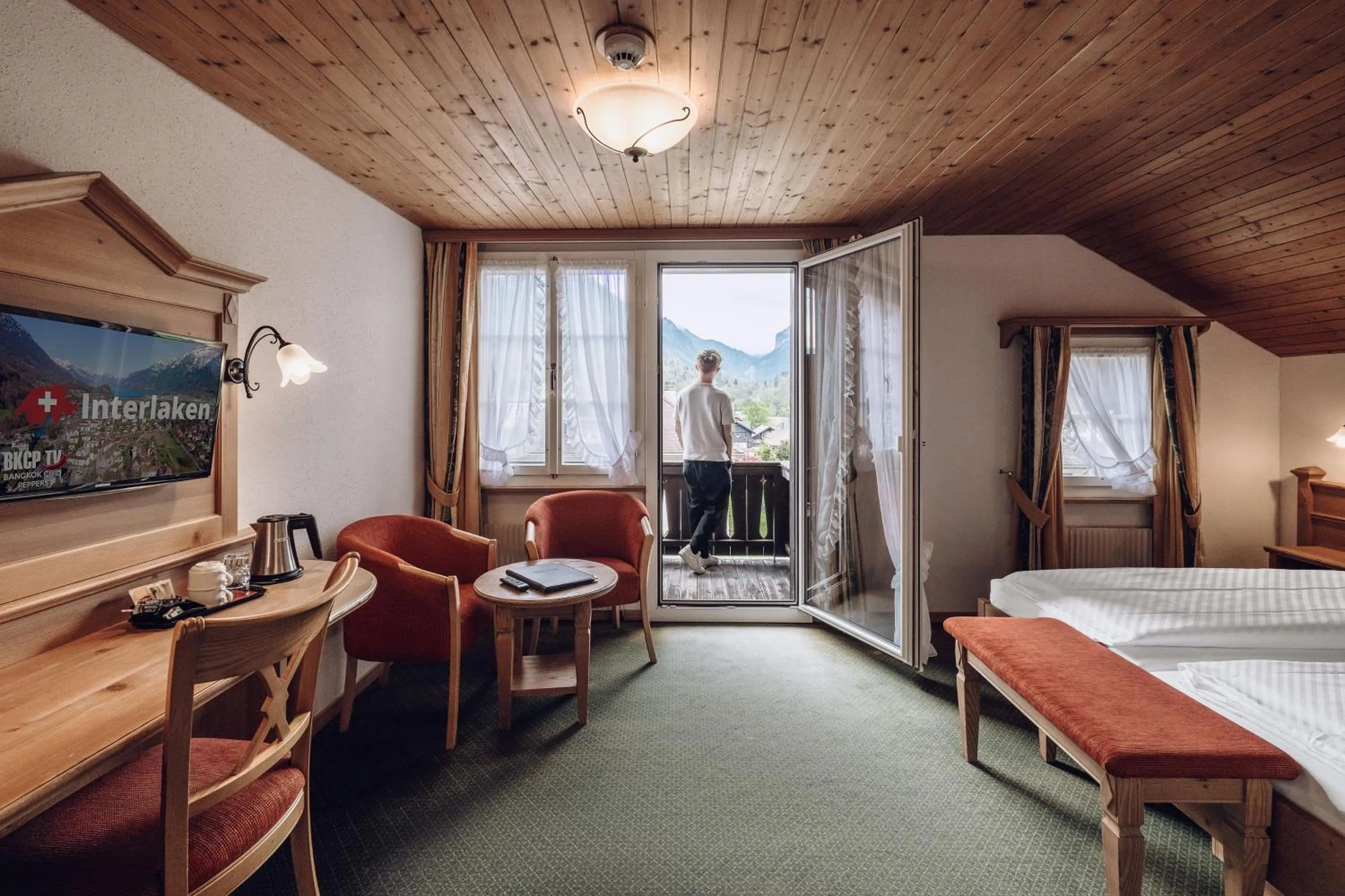 Double Room with Mountain View in Hotel Chalet Swiss