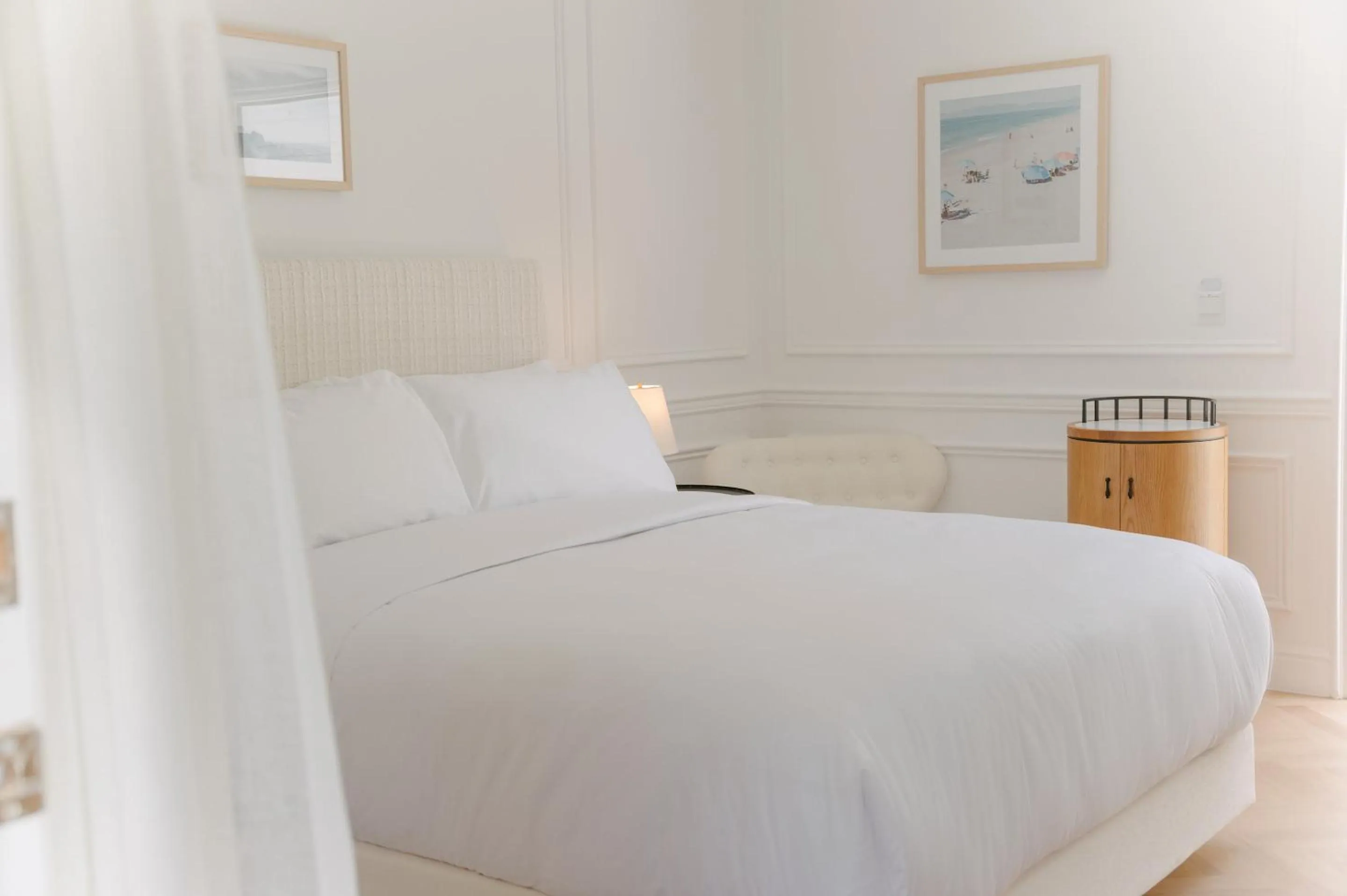 Deluxe Single Room - single occupancy in Cara Hotel