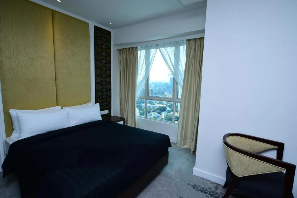 Queen Studio in UTM Hotel & Residence