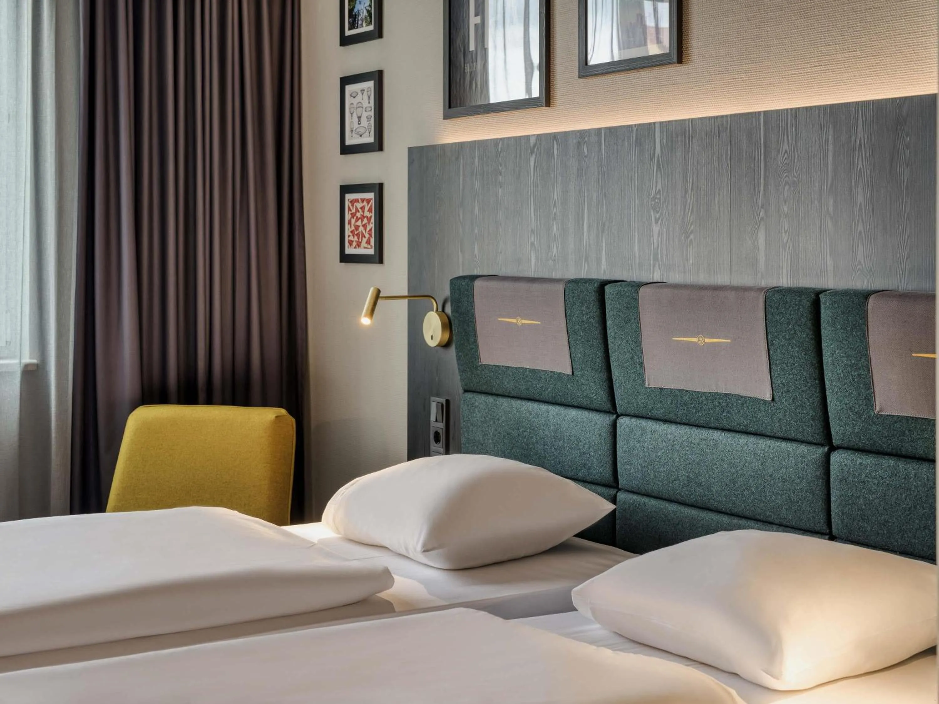 Superior Twin Room in Mercure Neu-Isenburg