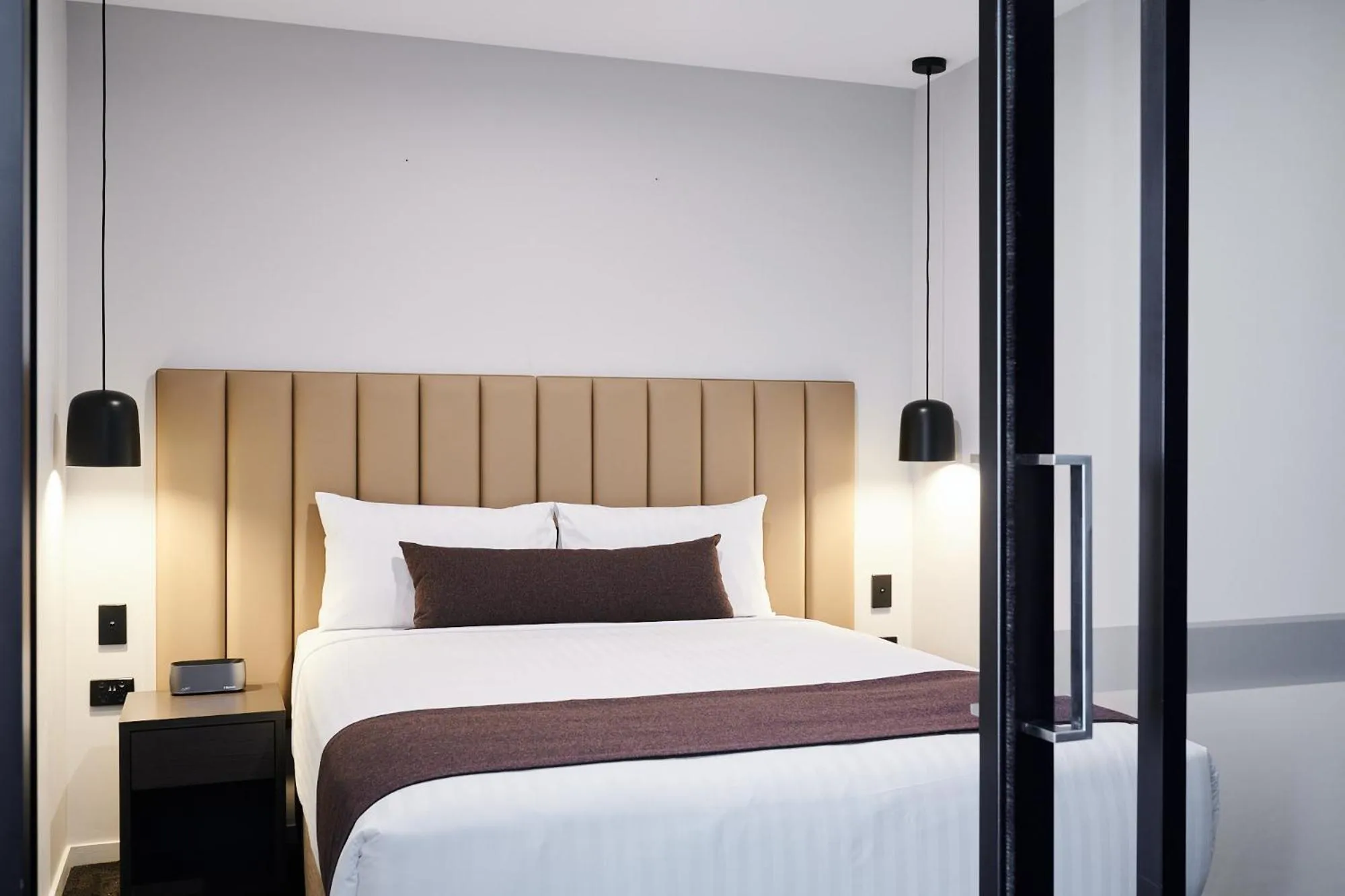 Deluxe One Bedroom Apartment in Abode Belconnen