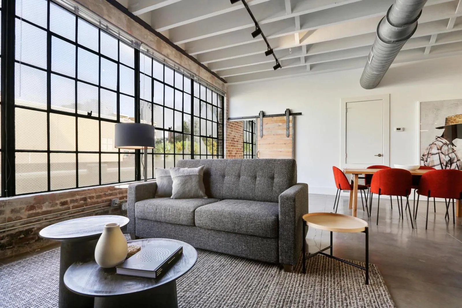 Three-Bedroom Apartment in Roami at Motorworks