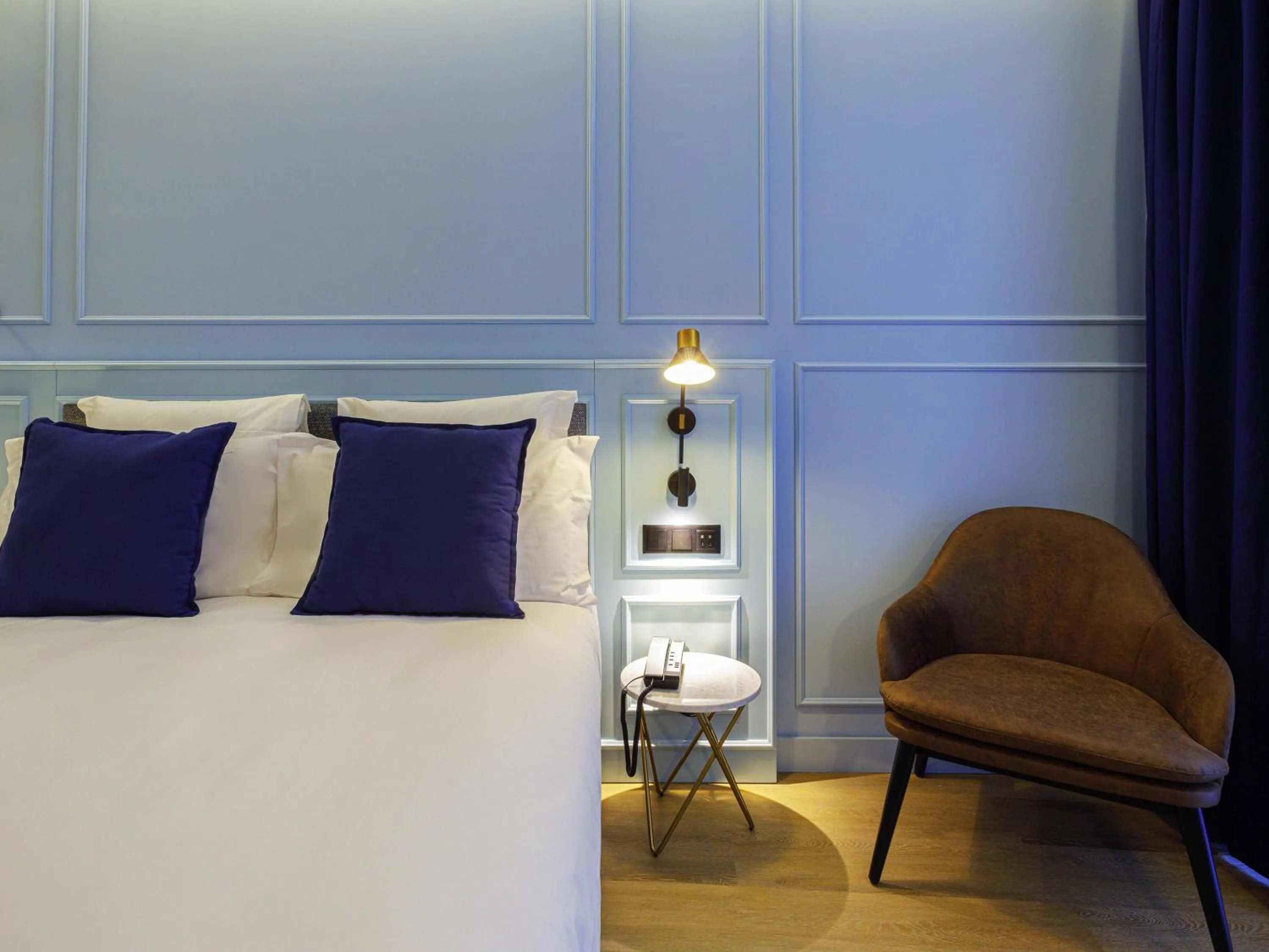 Classic Double Room with Garden View in Mercure Porto Centro Aliados