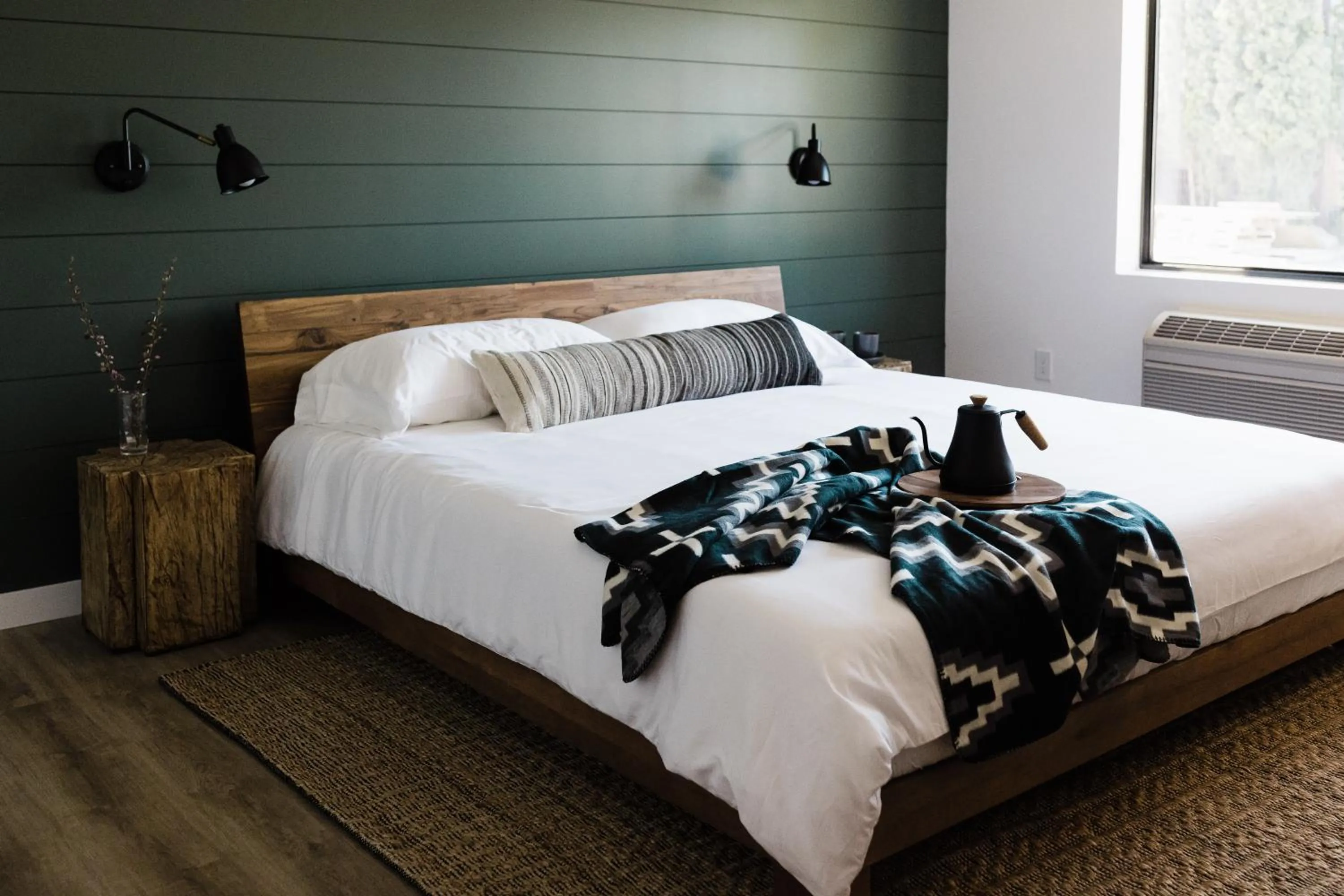 Wonderstone Single King in Wonderstone at Glacier