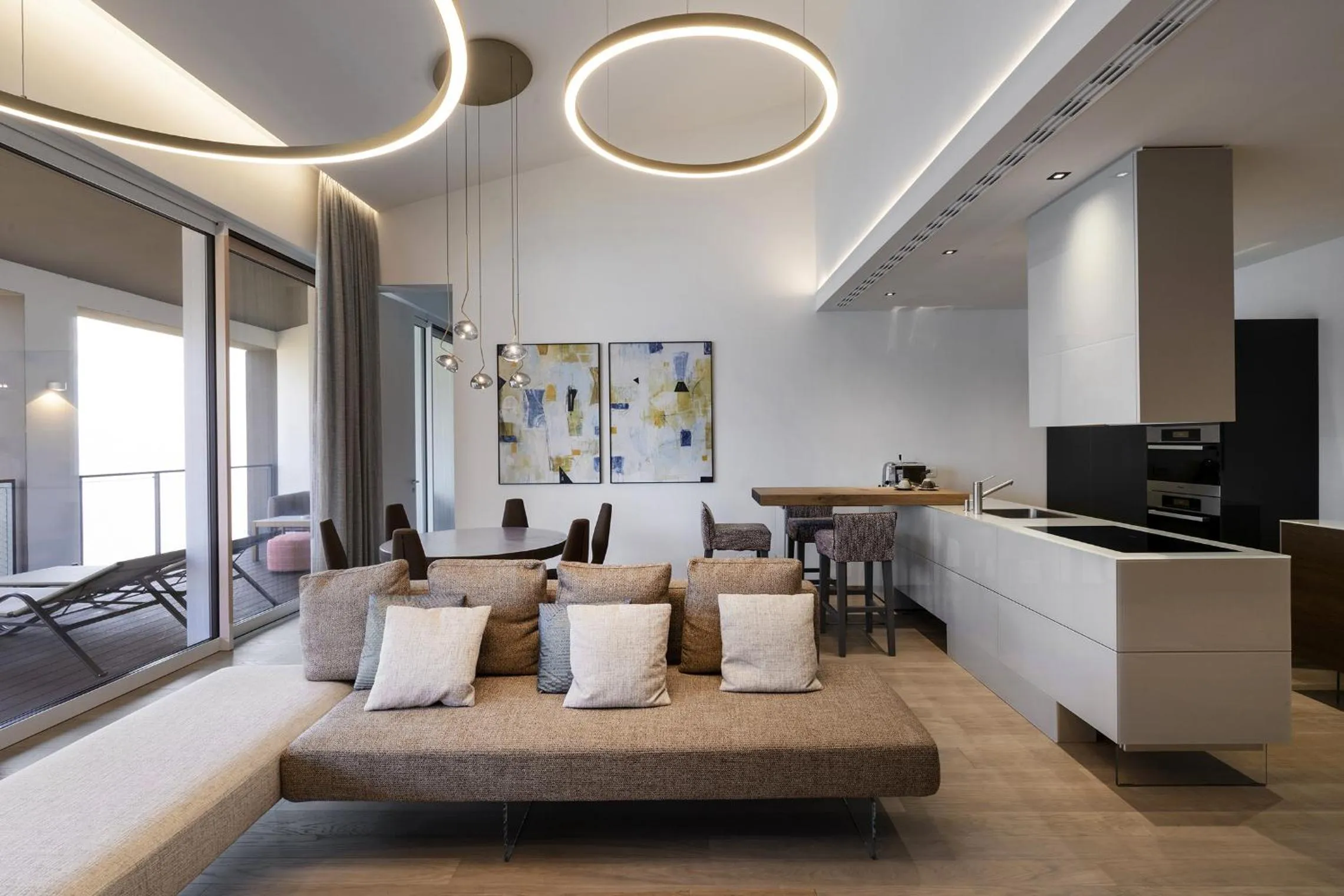 Superior Suite with Lake View in ARIA Retreat & SPA - The Leading Hotels of the World, located within Parco San Marco Resort