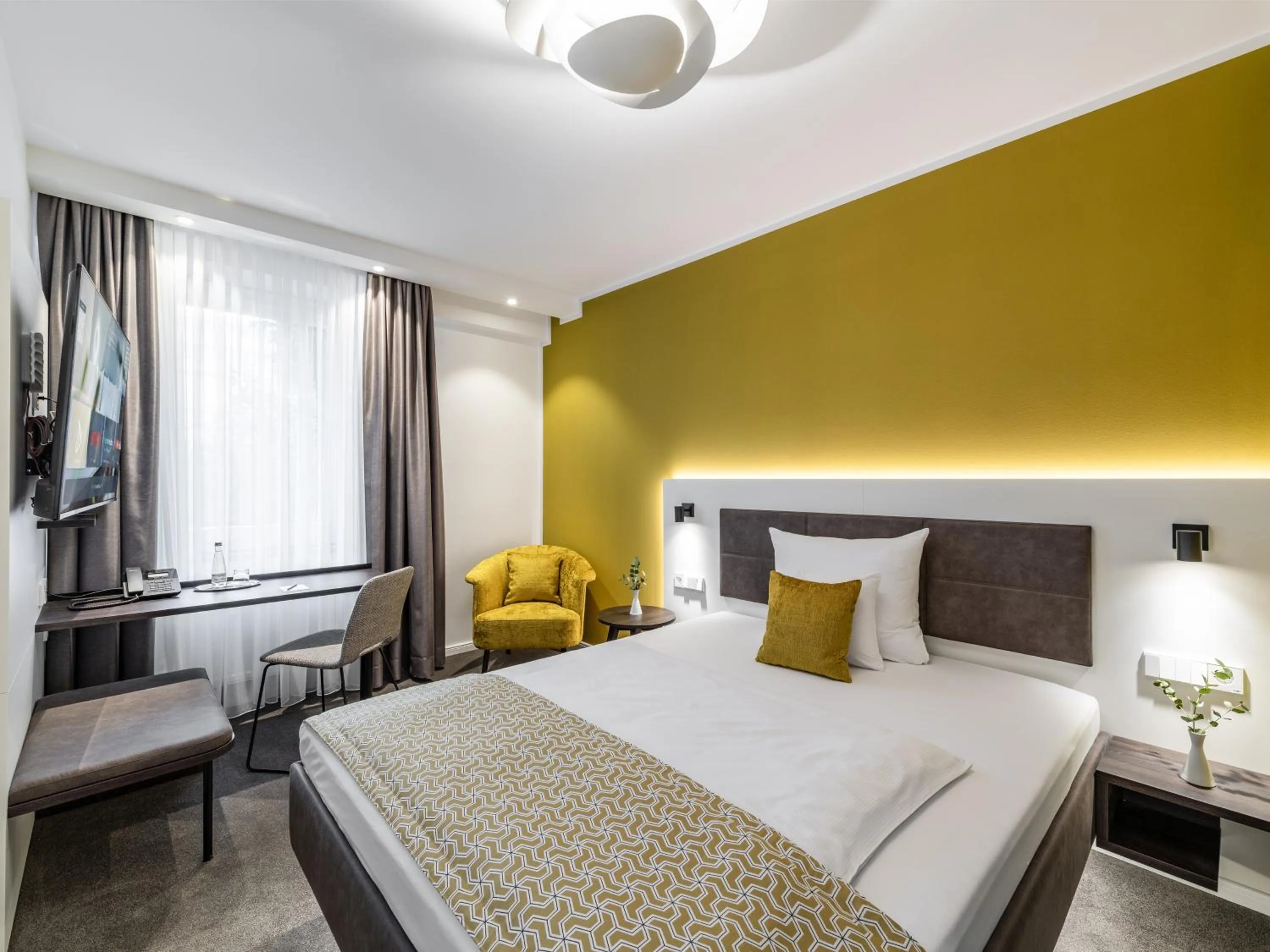 Small Double Room in Hotel Royal