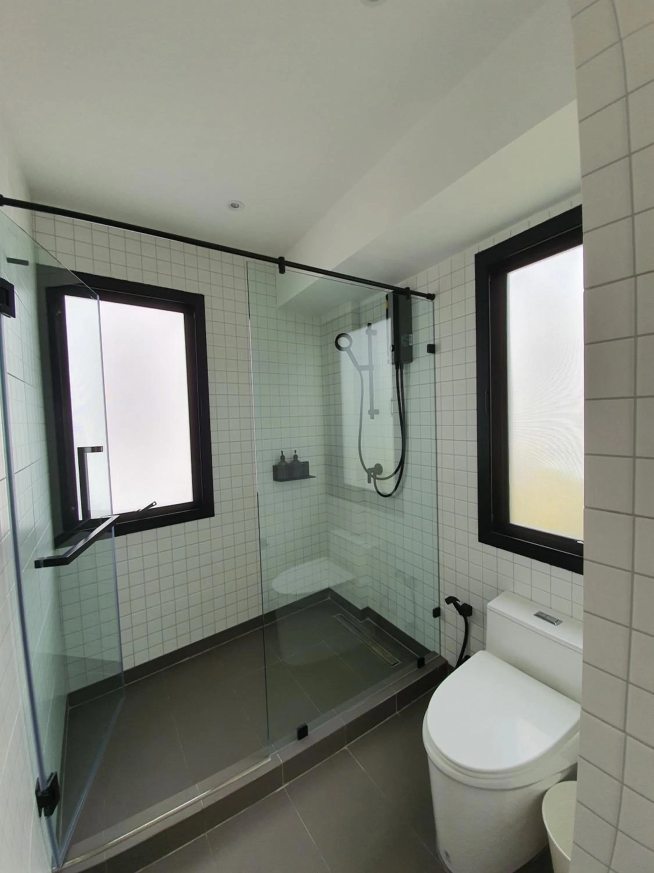 Deluxe Double Room with Extra Bed in Roompini