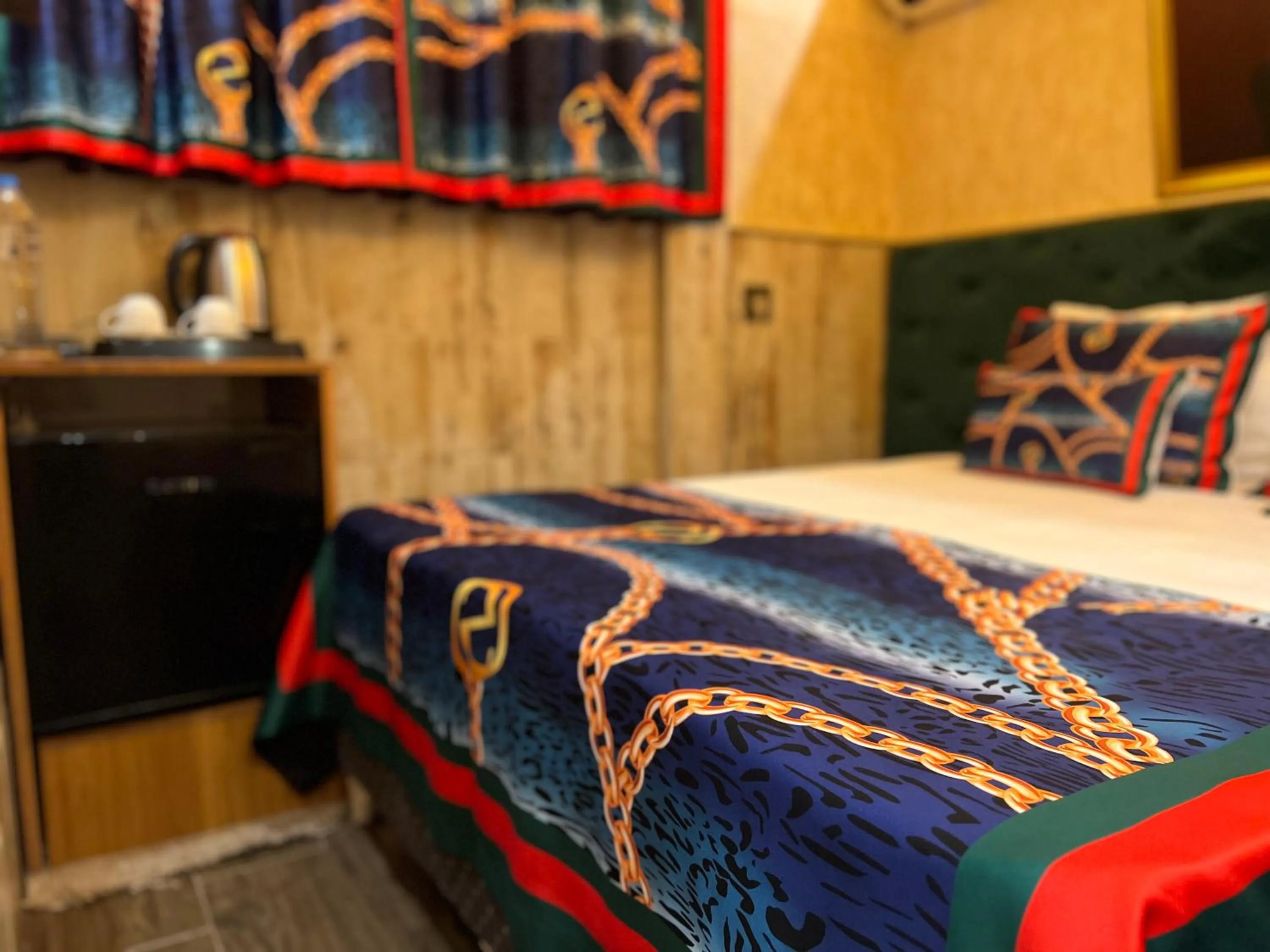 Double Room with Private Bathroom in Maranda Suit Hotel