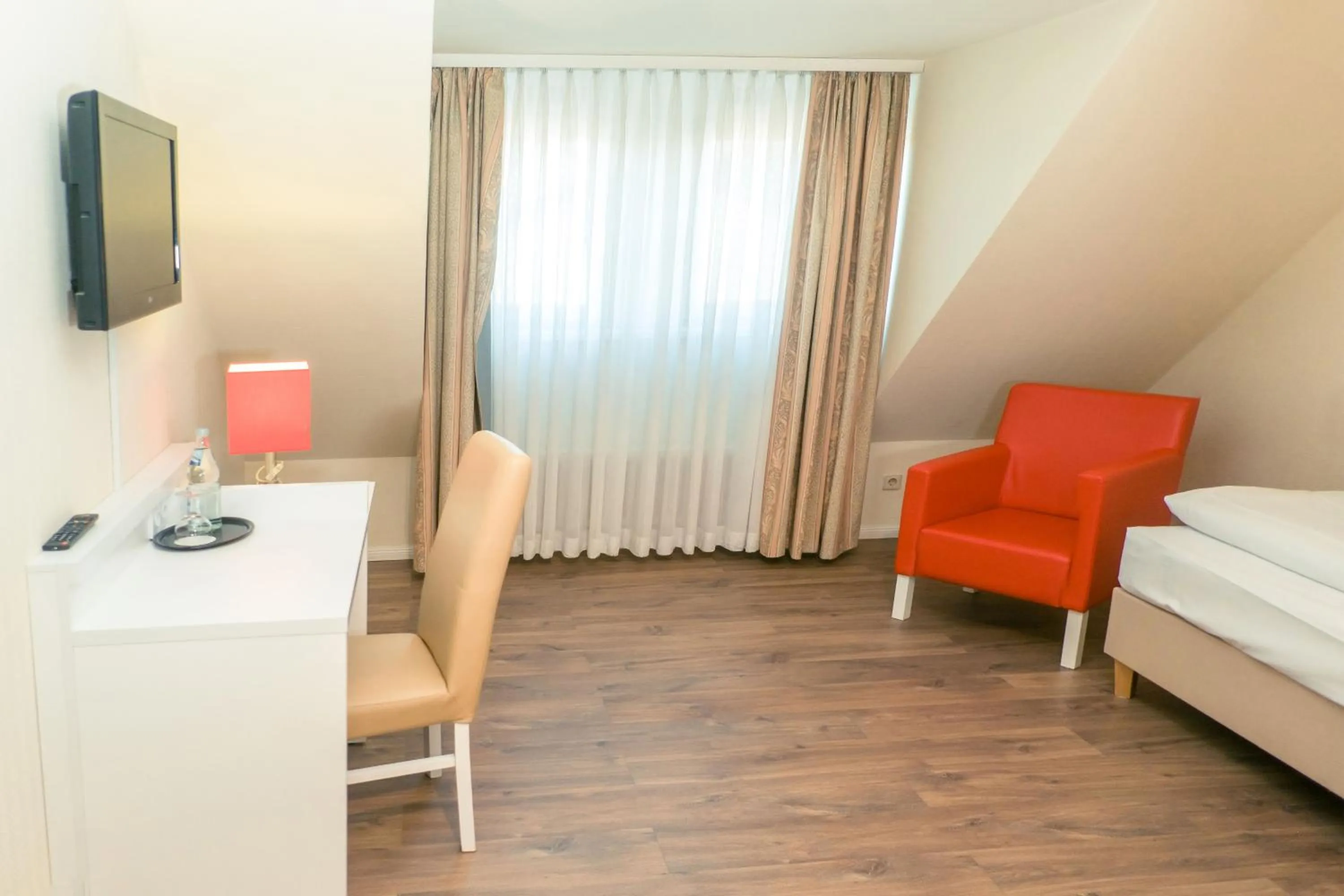 Standard Single Room in Hotel Stuttgart Sindelfingen City by Tulip Inn