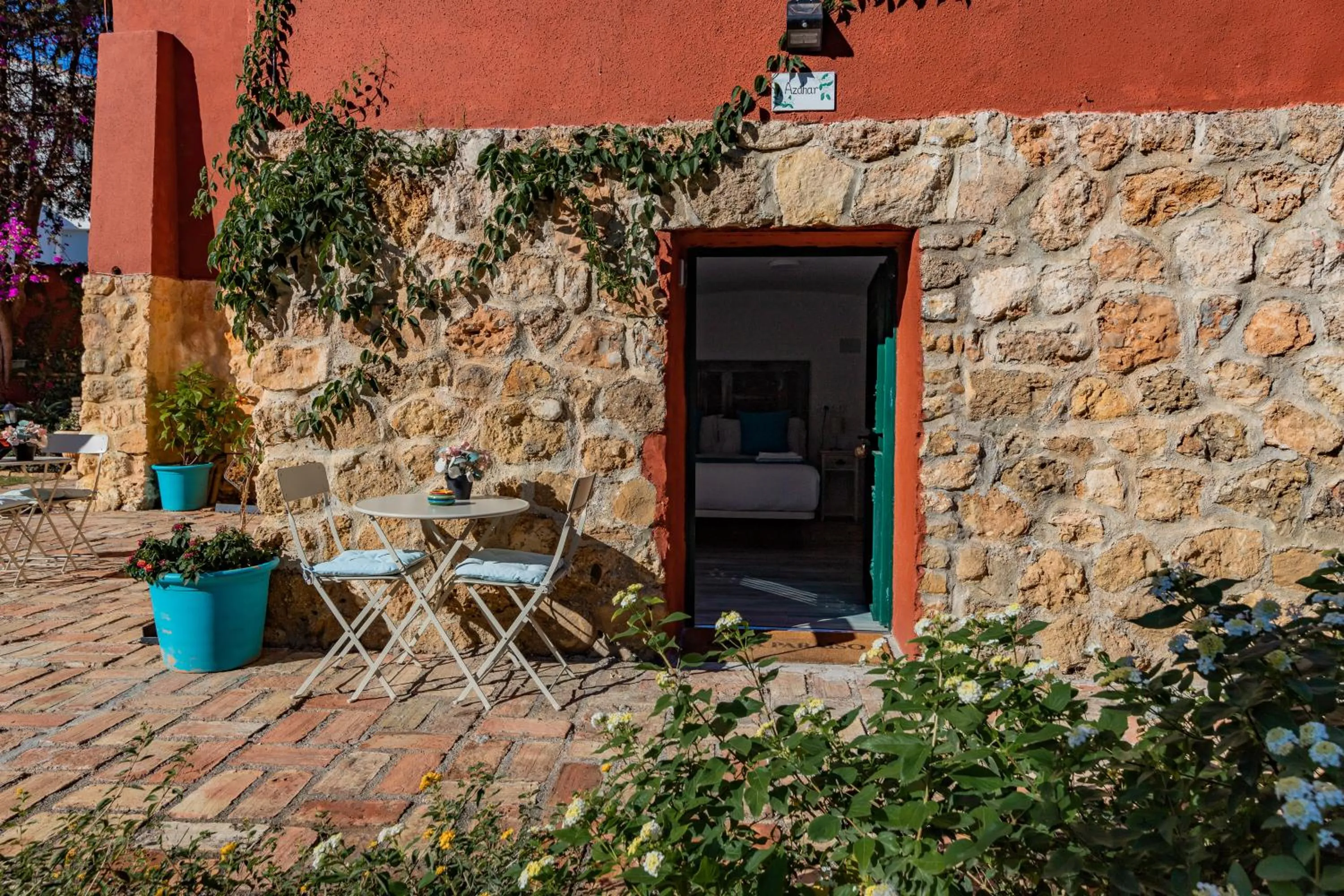 Double Room with Garden View - single occupancy in Casa Paraíso Boutique B&B