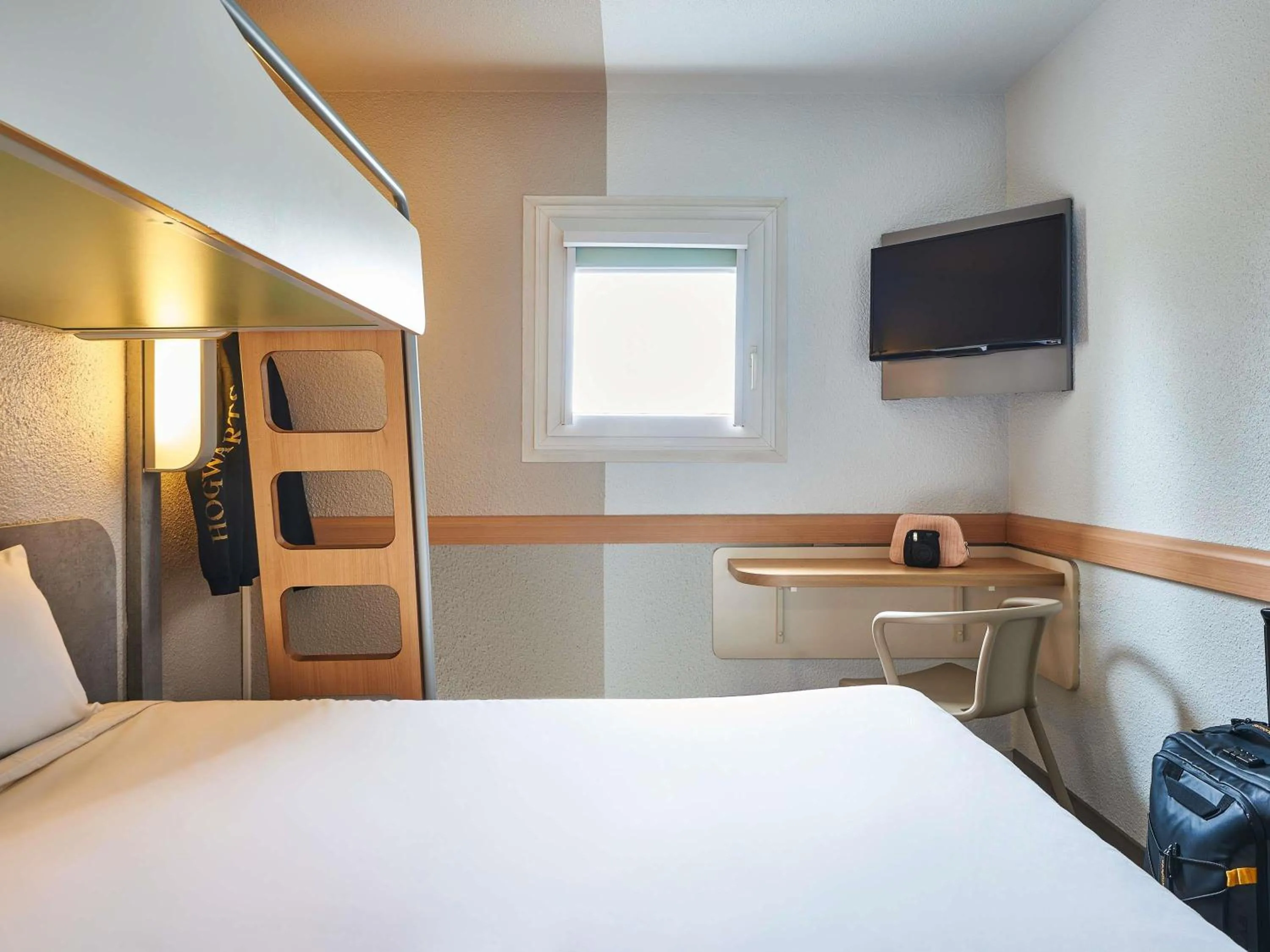 Triple Room with One Double Bed and One Bunk Bed in ibis budget Versailles Chateau Saint cyr l'Ecole